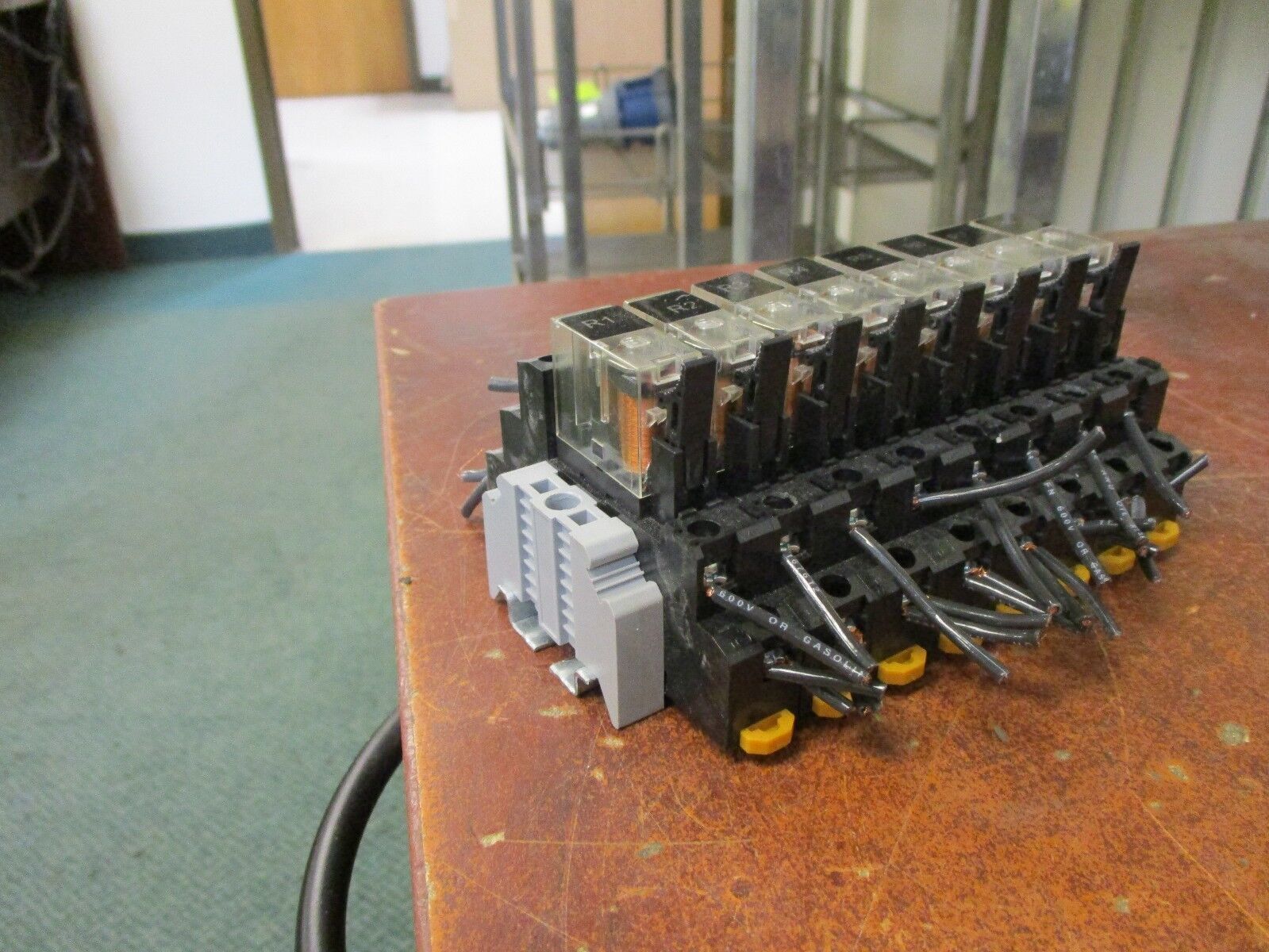 Allen-Bradley Relay w/Base 700-HK36A24 24V 50/60Hz "Lots of 2" Used