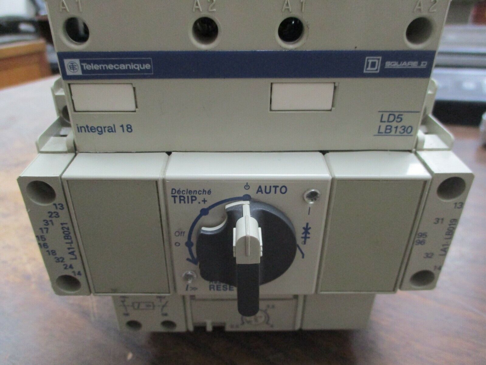 Telemecanique Combination Motor Starter LD5-LB130 Integral 18 Trip: 2.5-4A Used
