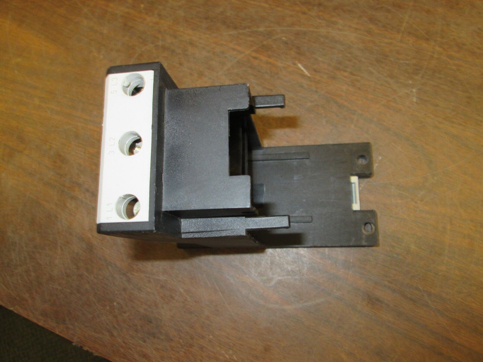 GE Overload Relay Base Adapter RT2XP 600V Used