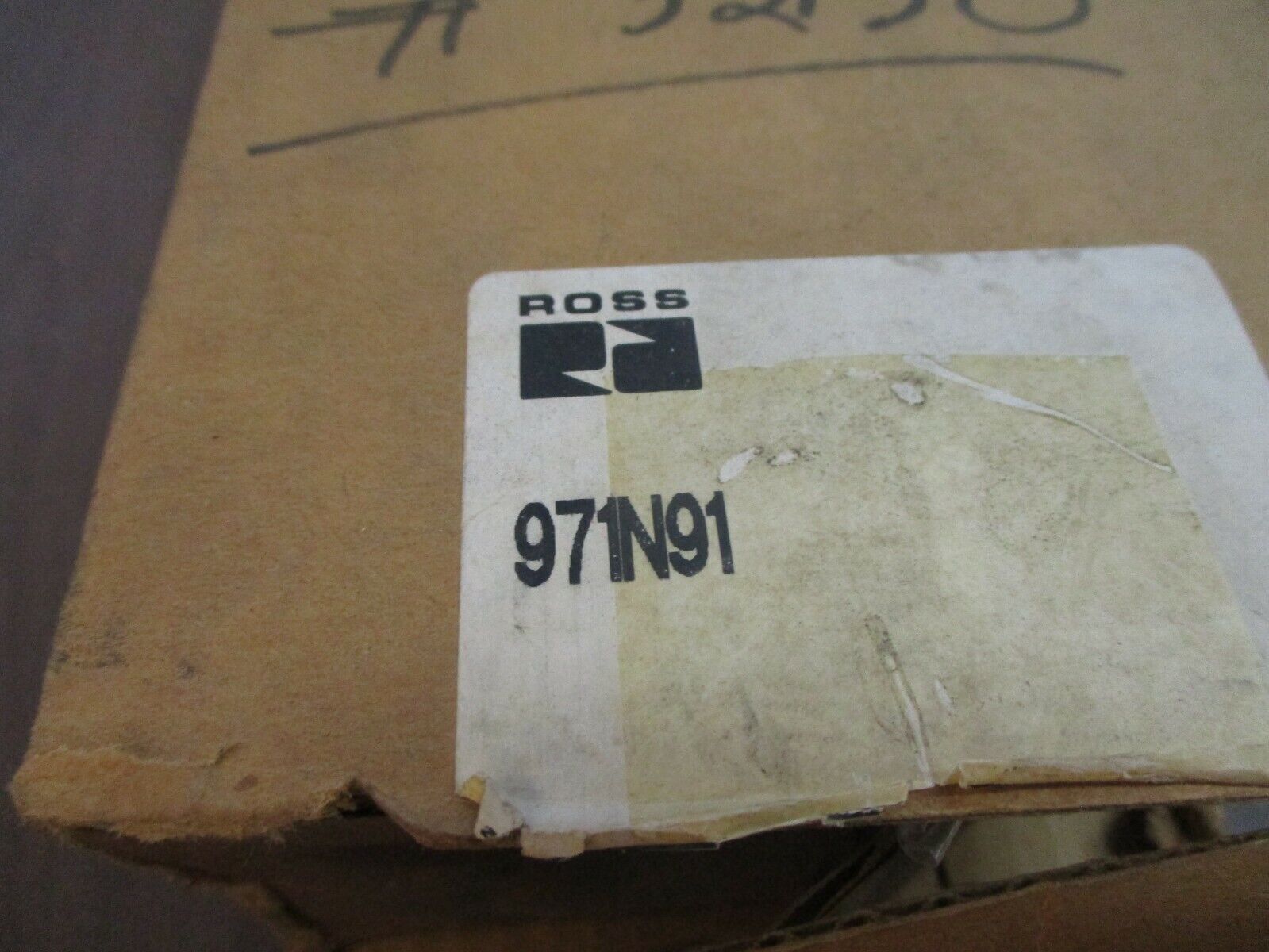 Ross Solenoid Valve 971N91 New Surplus