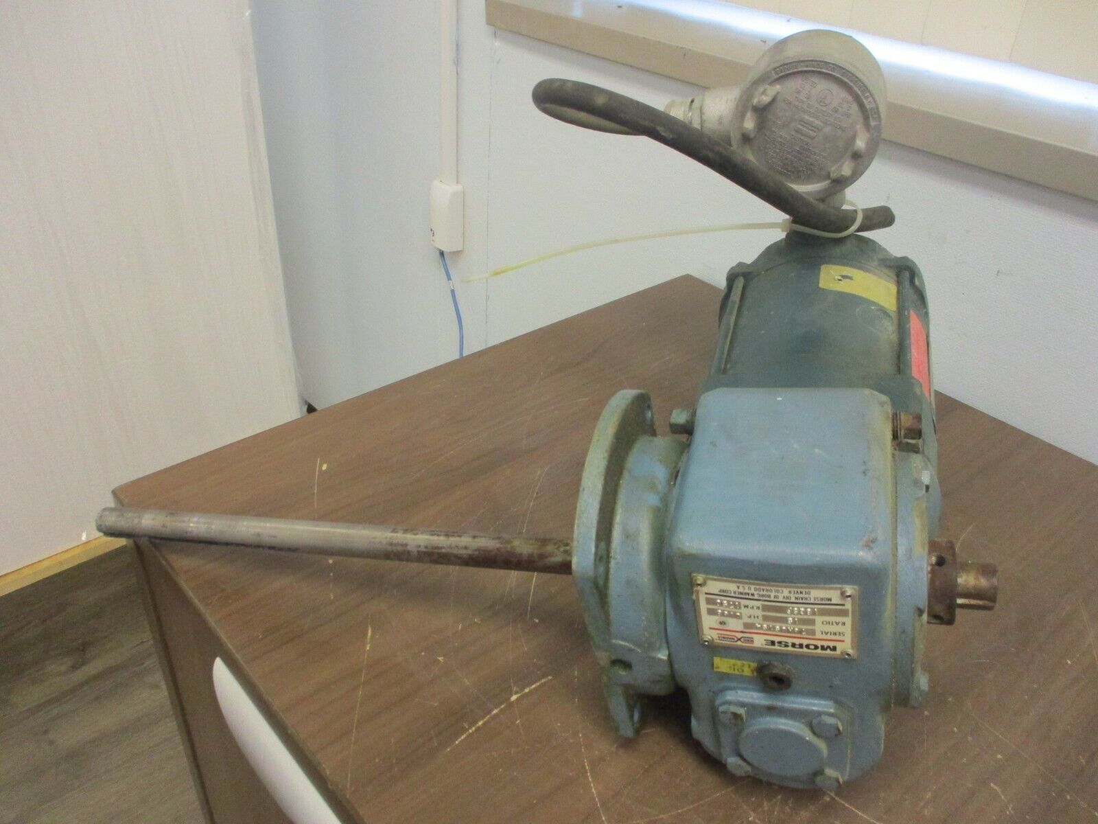 Reliance Electric AC Gearmotor P48G2406S-VA 1/4HP 1800RPM FR: L48Y 230/460V 3Ph