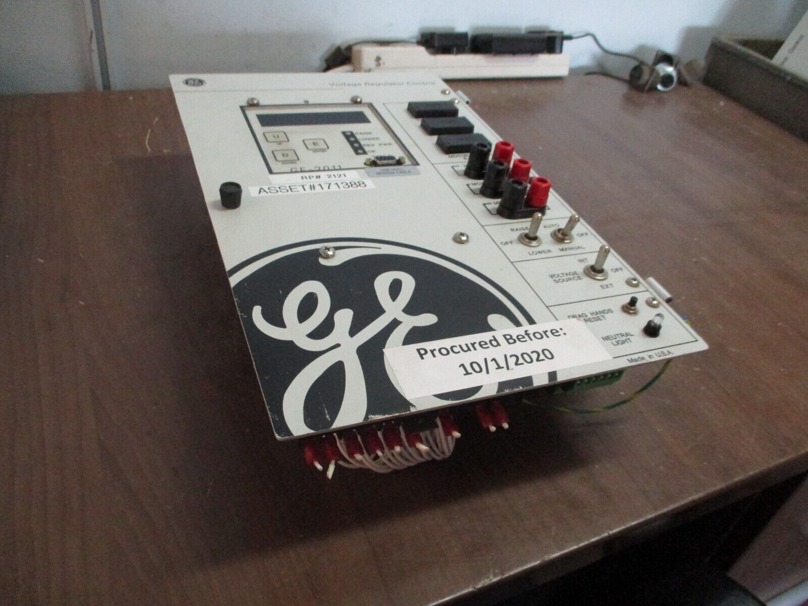 GE GE-2011/B-0866 Voltage Regulator Control L200G10 F/W: D-0067 V07.09.23 60Hz