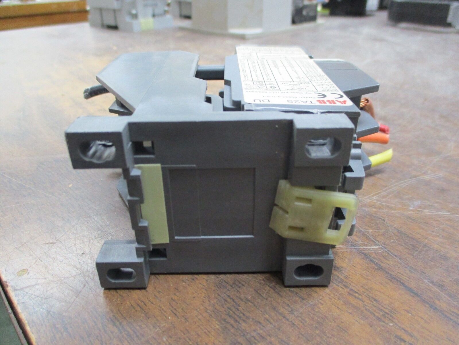 ABB Solid State Overload TA25 DU Trip: 3.5-5A w/ Din Rail Adapter Used