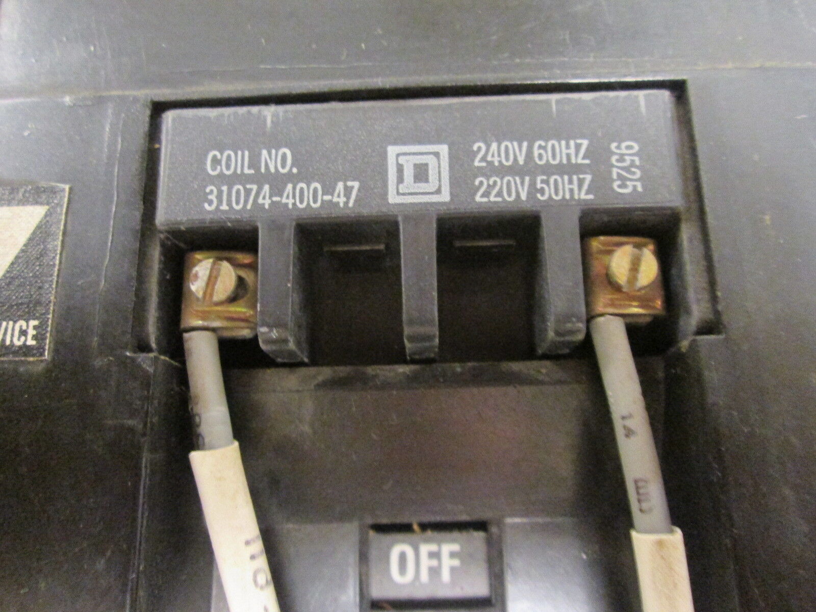 Square D Size 3 Reversing Contactor 9702 SE02 240V Coil 600V Used