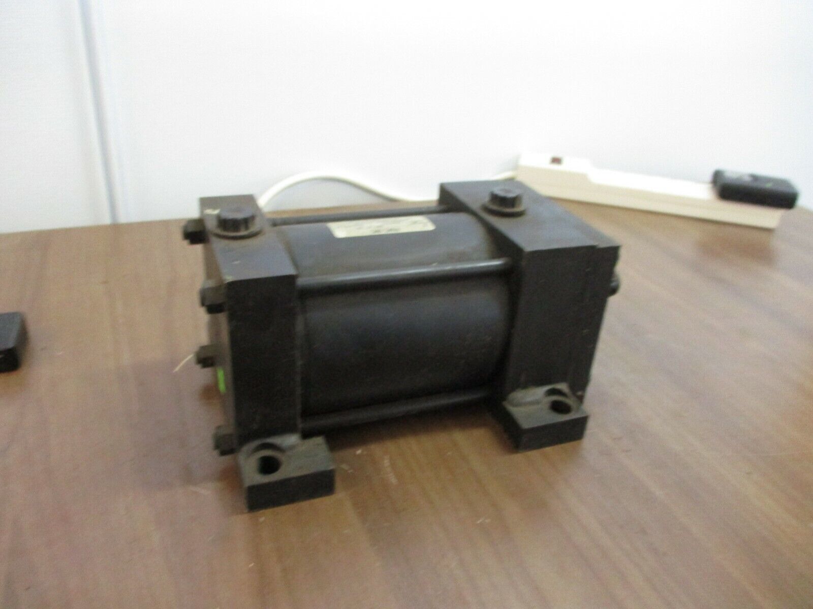 RWC Air Cylinder 8903-07-104 250 PSI Used