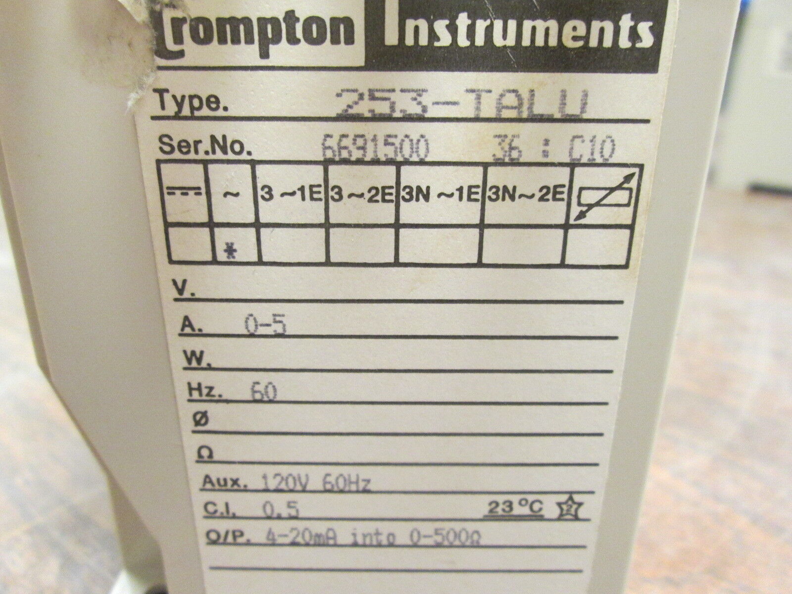Crompton Paladin Transducer 253-TALU-LSHG 120V 5A 4/20mA Scale Used