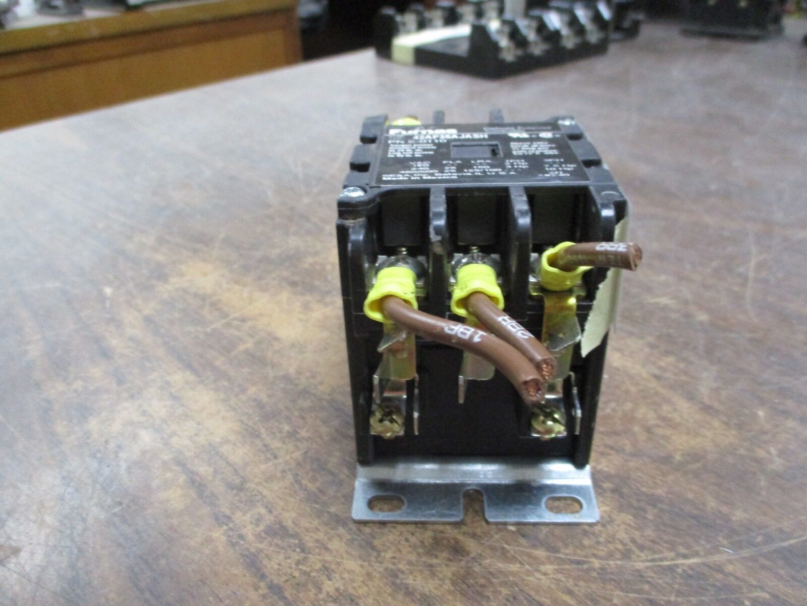 Siemens/Furnas Contactor 42AF35AJASH 24V Coil 25A 600V Used