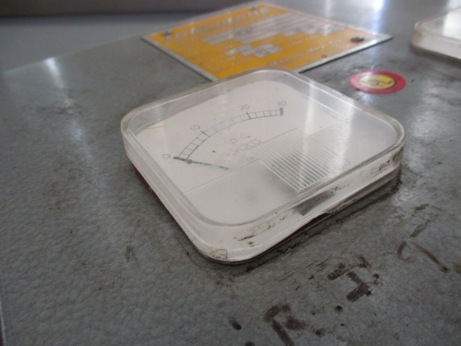 La Marche ConstaVolt Float Battery Charger A46-10-24V *Broken Volt Meter* Used