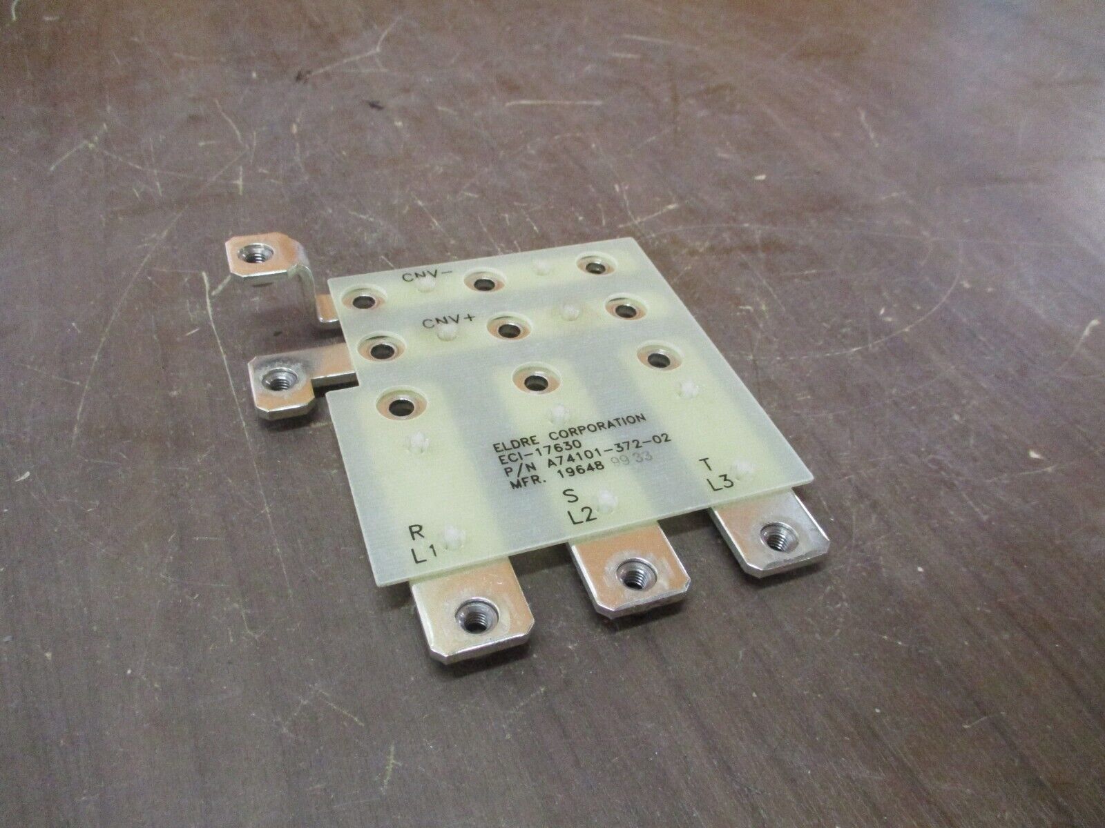 Eldre ECI-17630 Bus Bar A74101-372-02 Used