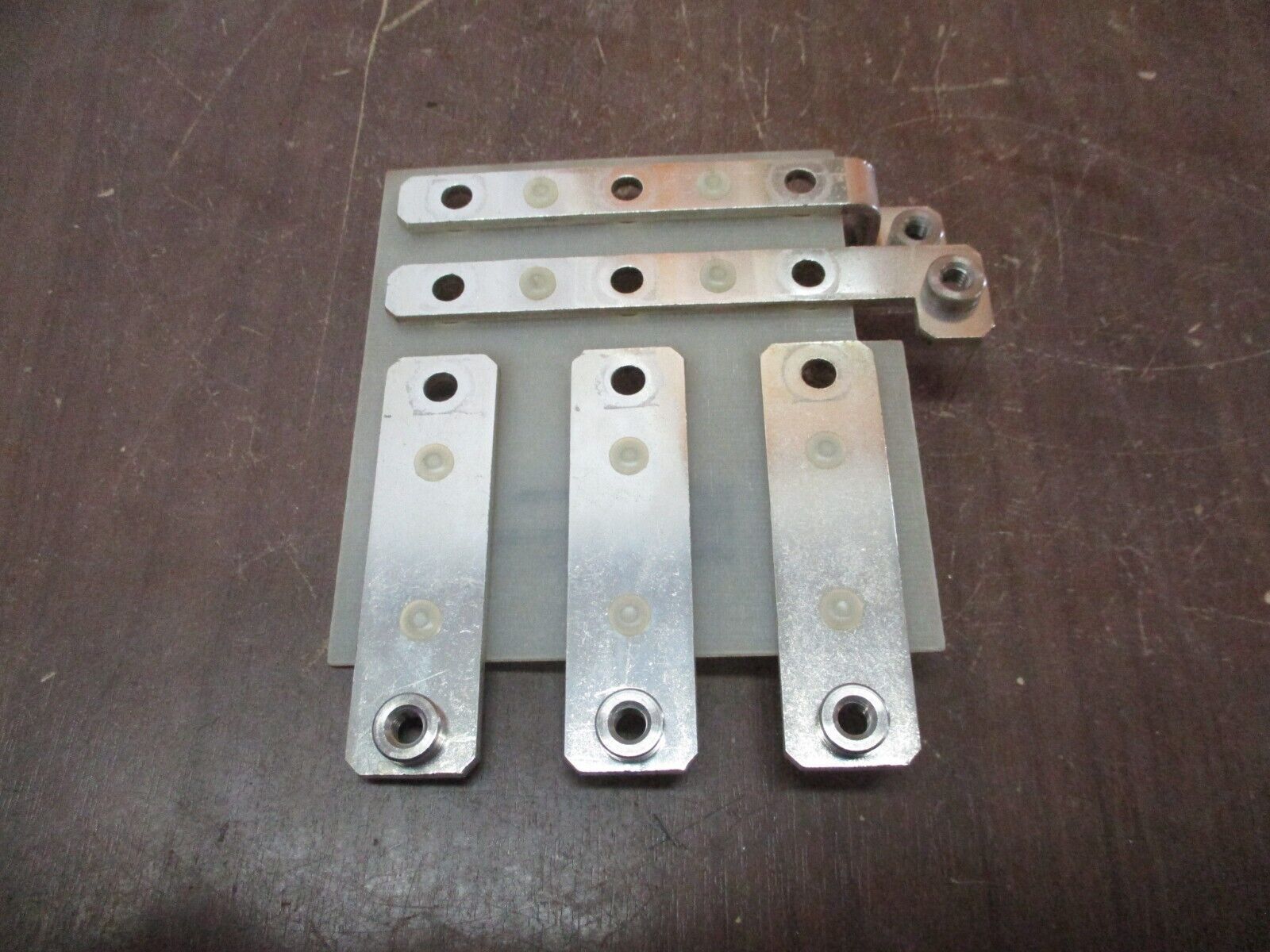 Eldre ECI-17630 Bus Bar A74101-372-02 Used