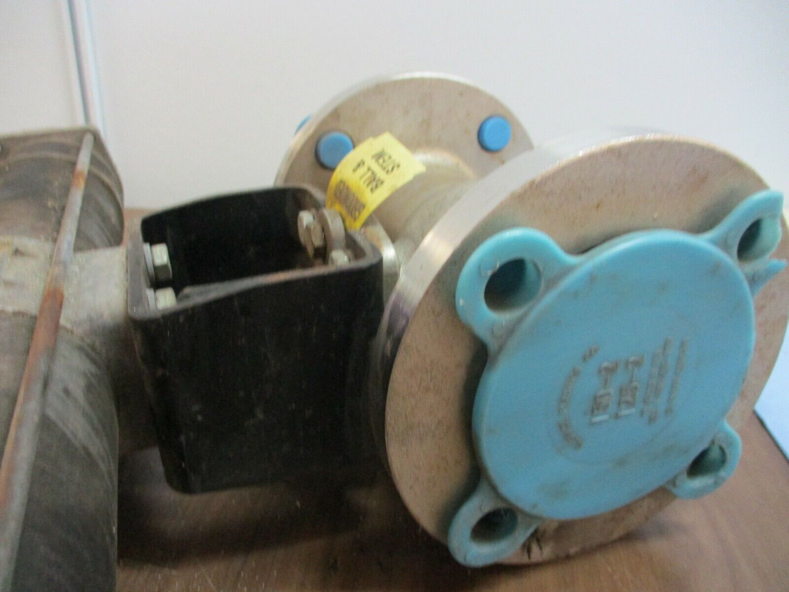 Conbraco Actuated Valve 8TA1C801 Body: CF8M Ball/Stem: 316SS Seat: RPTPE Used