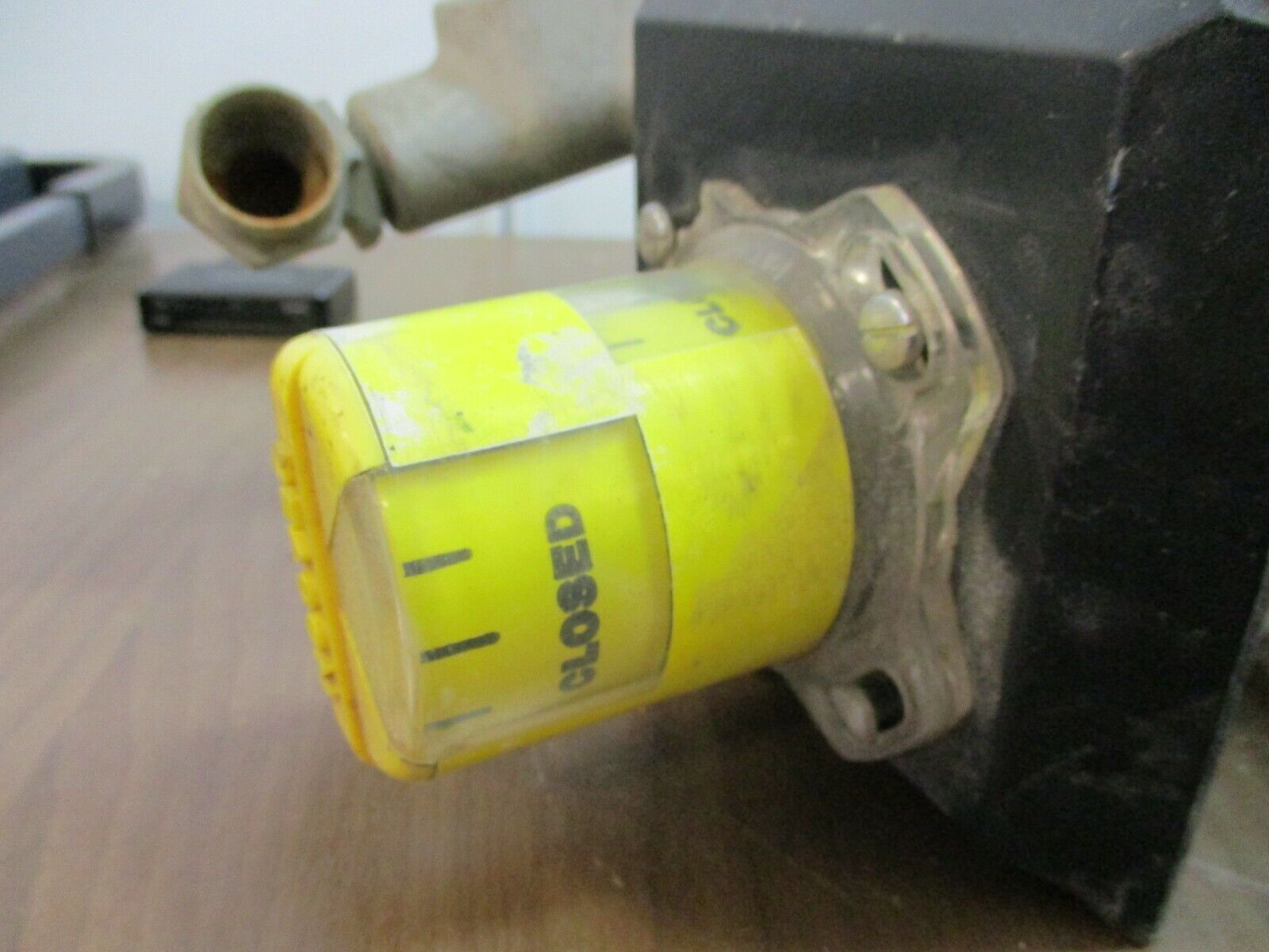 Conbraco Actuated Valve 8TA1C801 Body: CF8M Ball/Stem: 316SS Seat: RPTPE Used