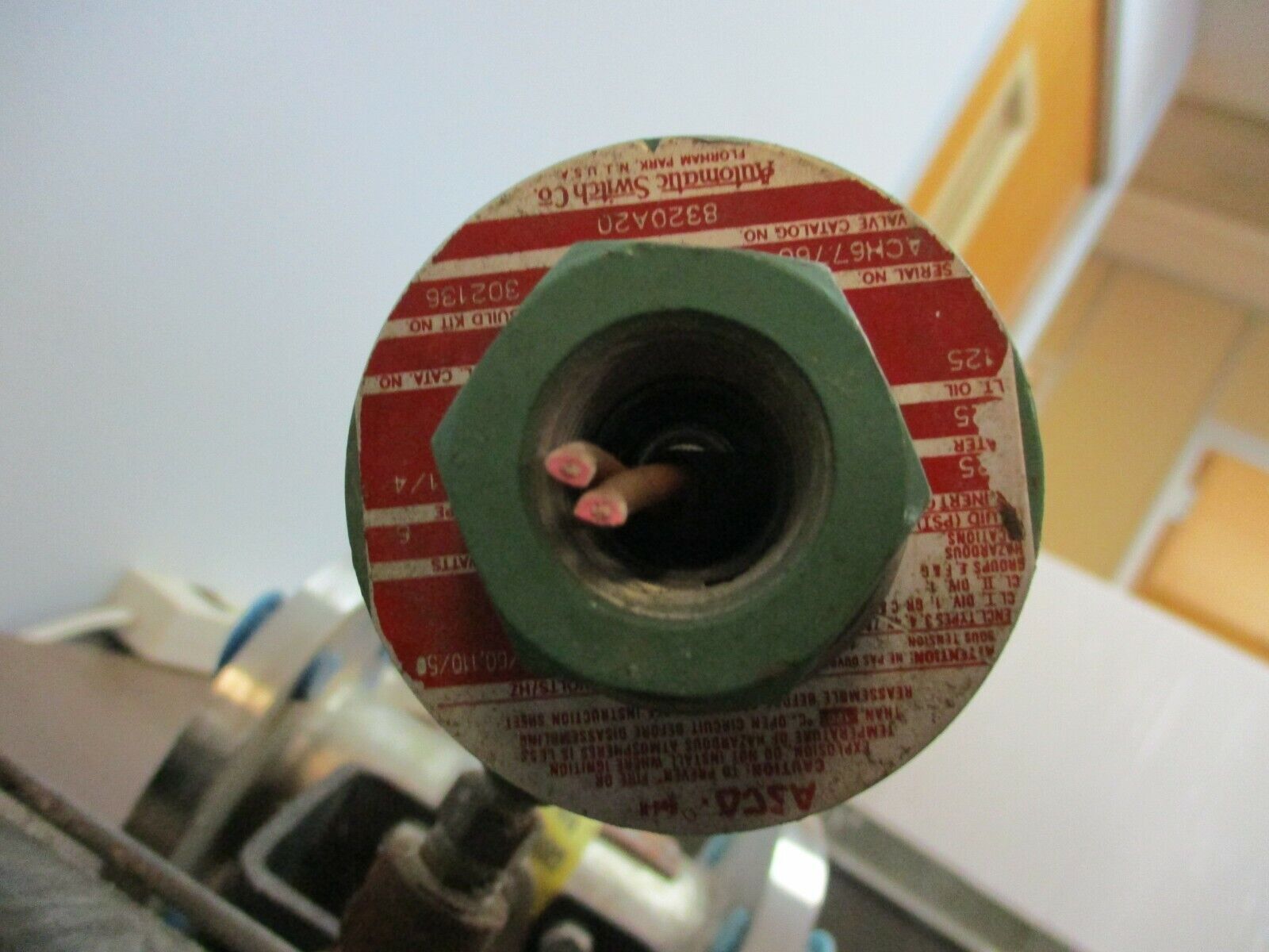 Conbraco Actuated Valve 8TA1C801 Body: CF8M Ball/Stem: 316SS Seat: RPTPE Used