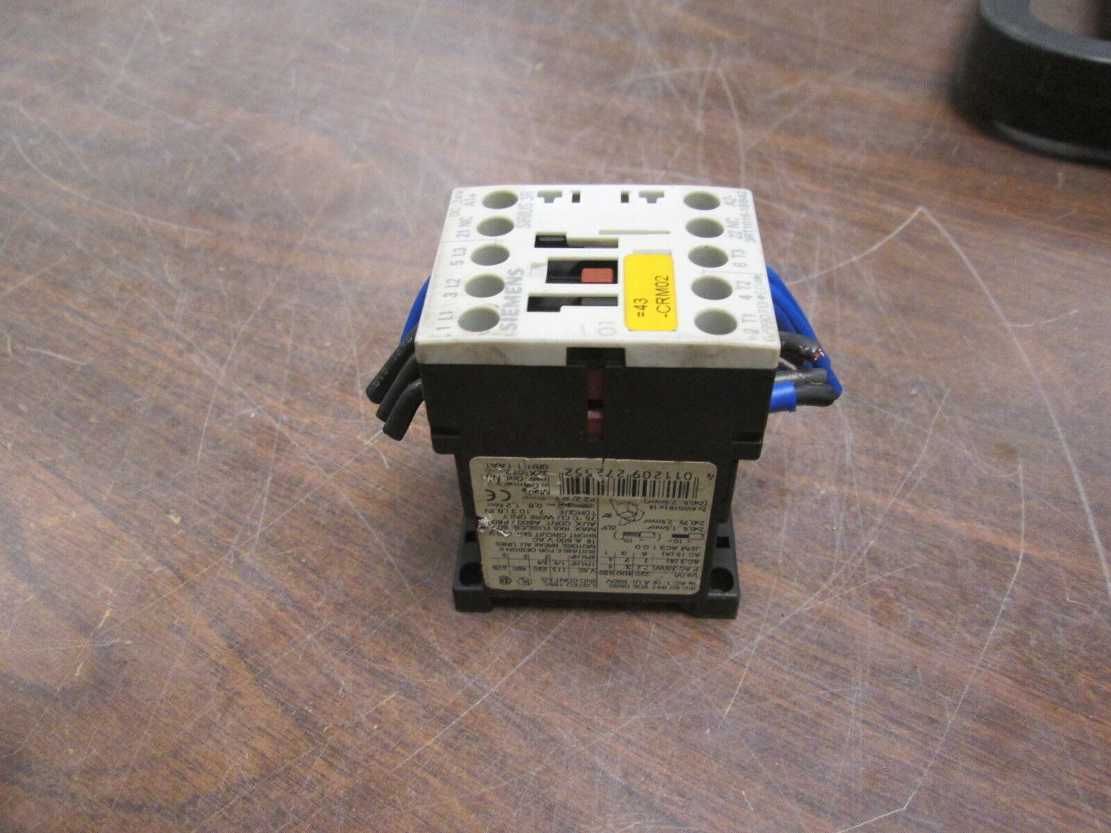 Siemens Sirius 3R Contactor 3RT1015-1BB42 24VDC Coil 16A 600V Used