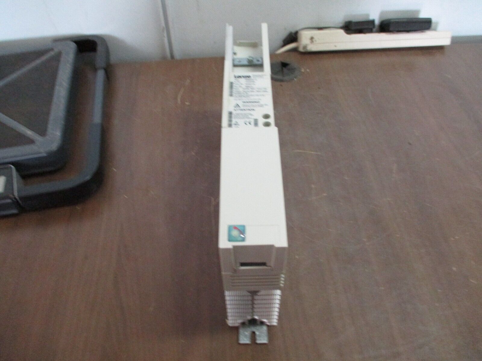 Lenze Braking Module EMB9351-E *Missing Terminal Cover* Used