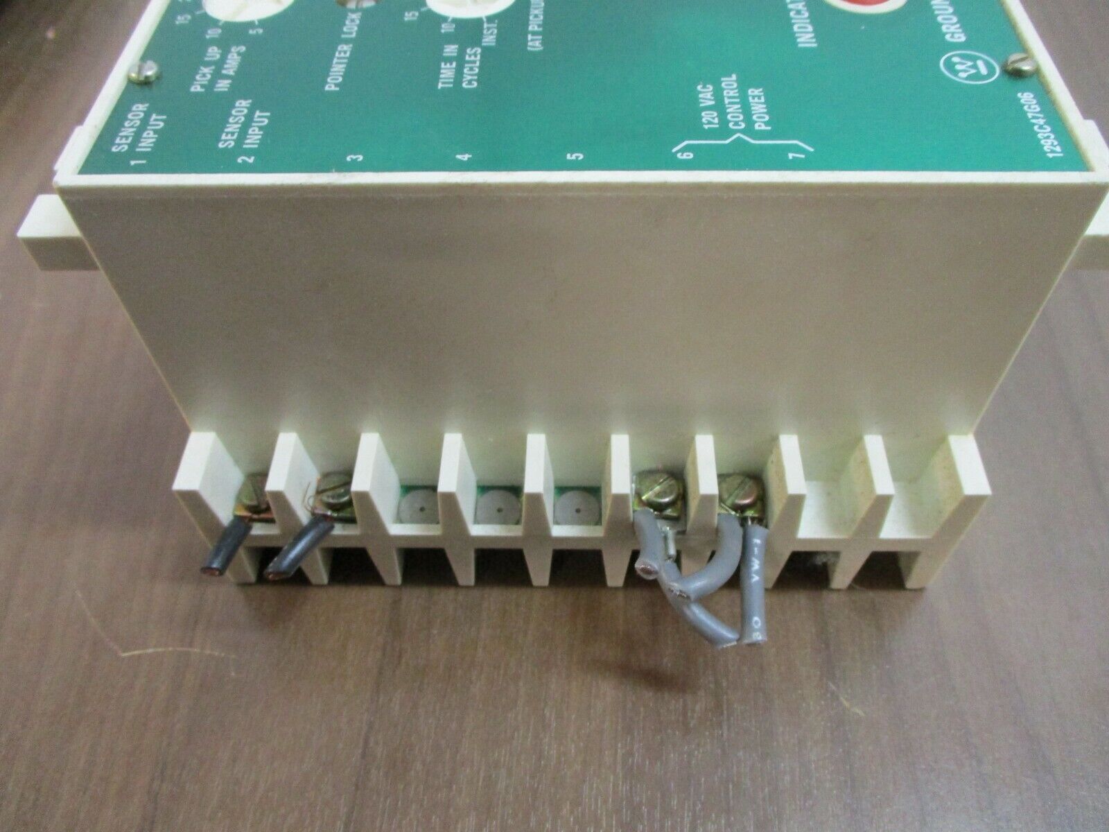 Westinghouse Ground Fault Relay 255P157H02C 5-60A Time: 0-60 Cycles Used