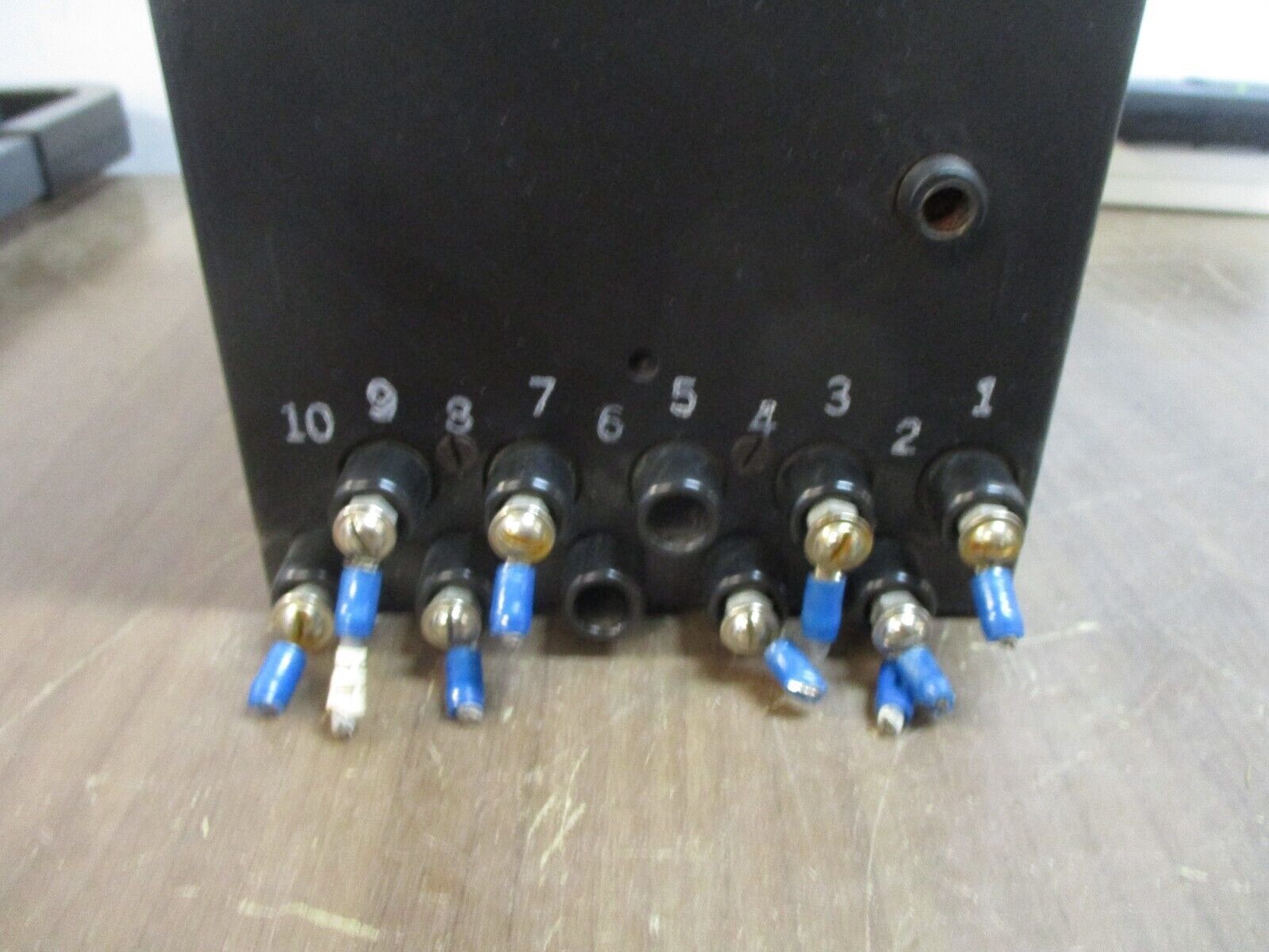 GE DSM-63 Kilowatthour Meter 700X64G682 120V 3Ph 60Hz Used