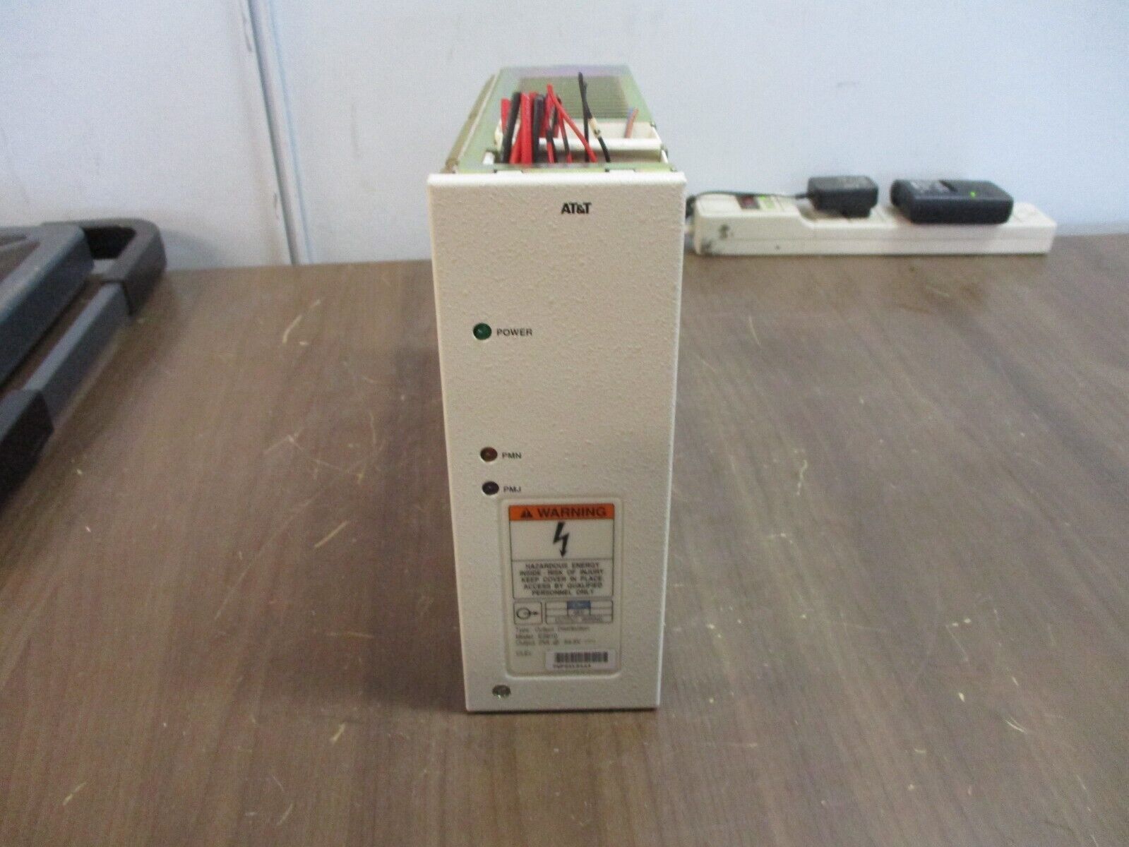 AT&T ES610 DC Distribution Module PWPQAKBAAA Series 1:1 48VDC 25A Used