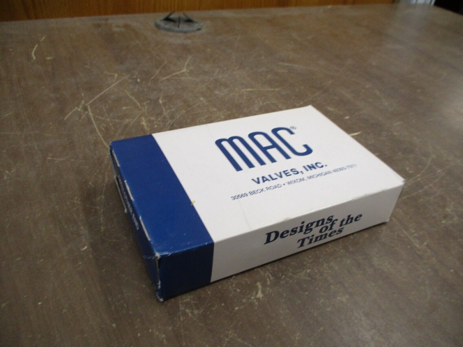 MAC Solenoid Valve 92B-BAF-000-DM-DDAP-1DM New Surplus