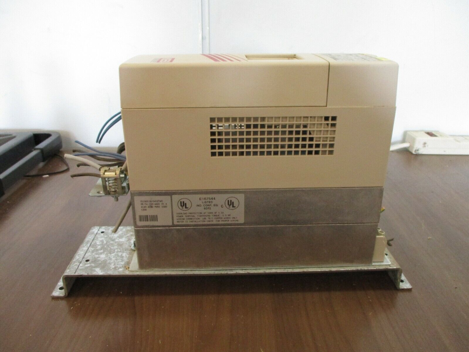 Homag KEB Combivert F4 AC Drive 05 F4 C1D-4A01/1.4 0.37kW/0.5HP 3Ph w/ Keypad