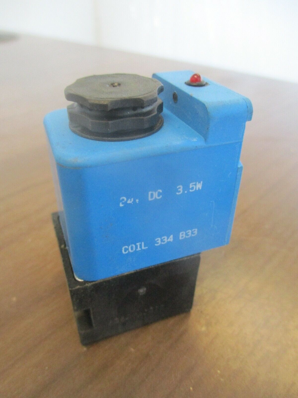 Ross Solenoid Valve Coil 334 B33 24VDC 3.5W Used