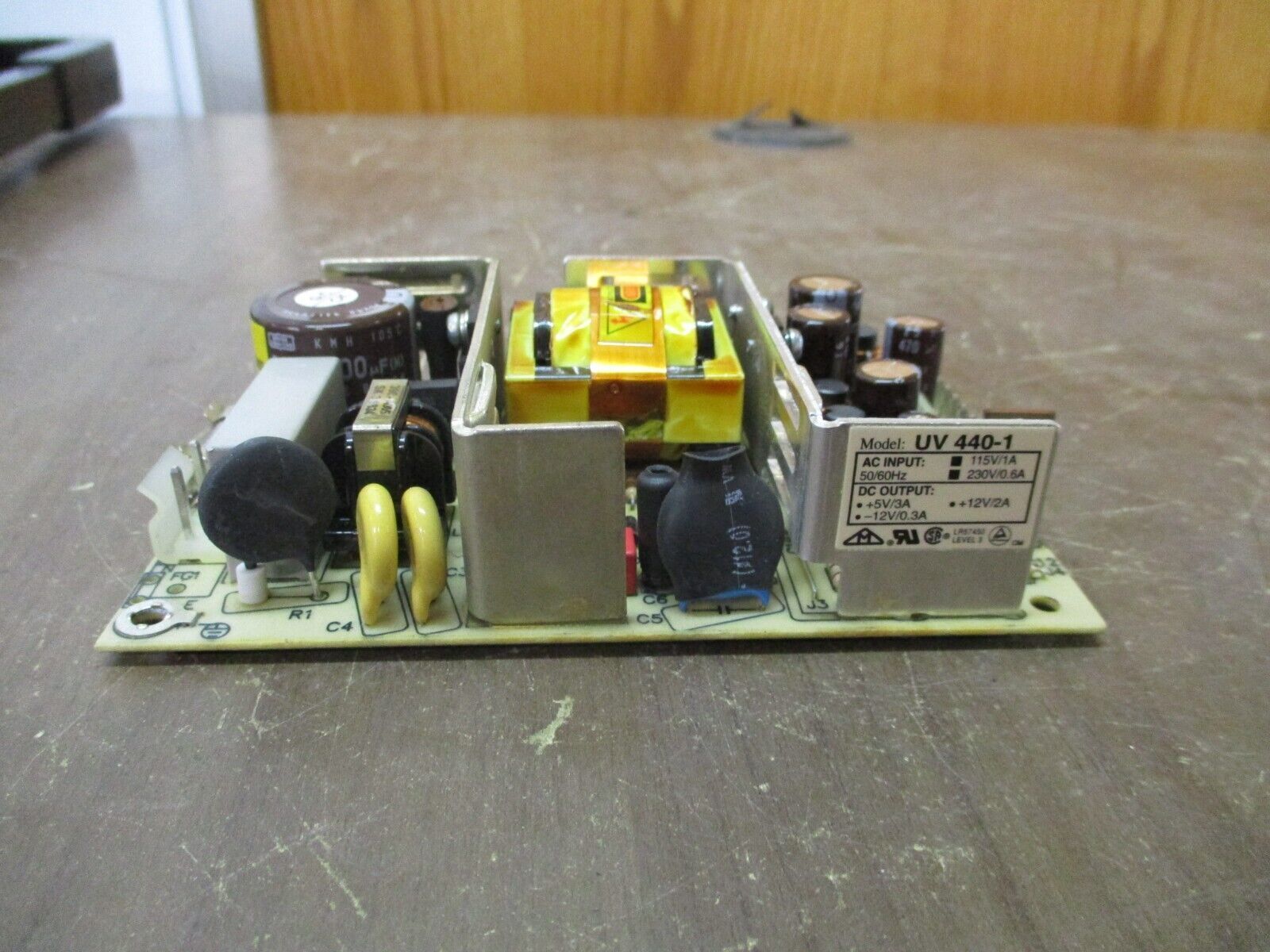 Tri-Mag Power Supply UV 440-1 Used