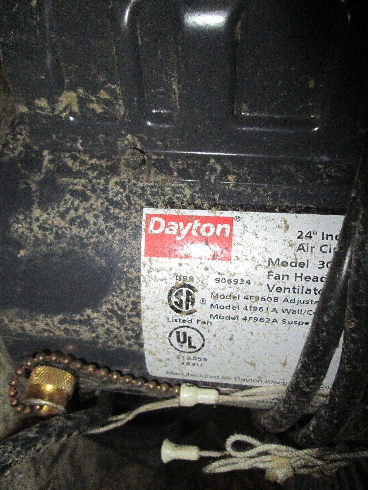 Dayton Exhaust Fan 3C218F 24" Fan 115V 1PH w/ mount 9BNN3A Motor Used