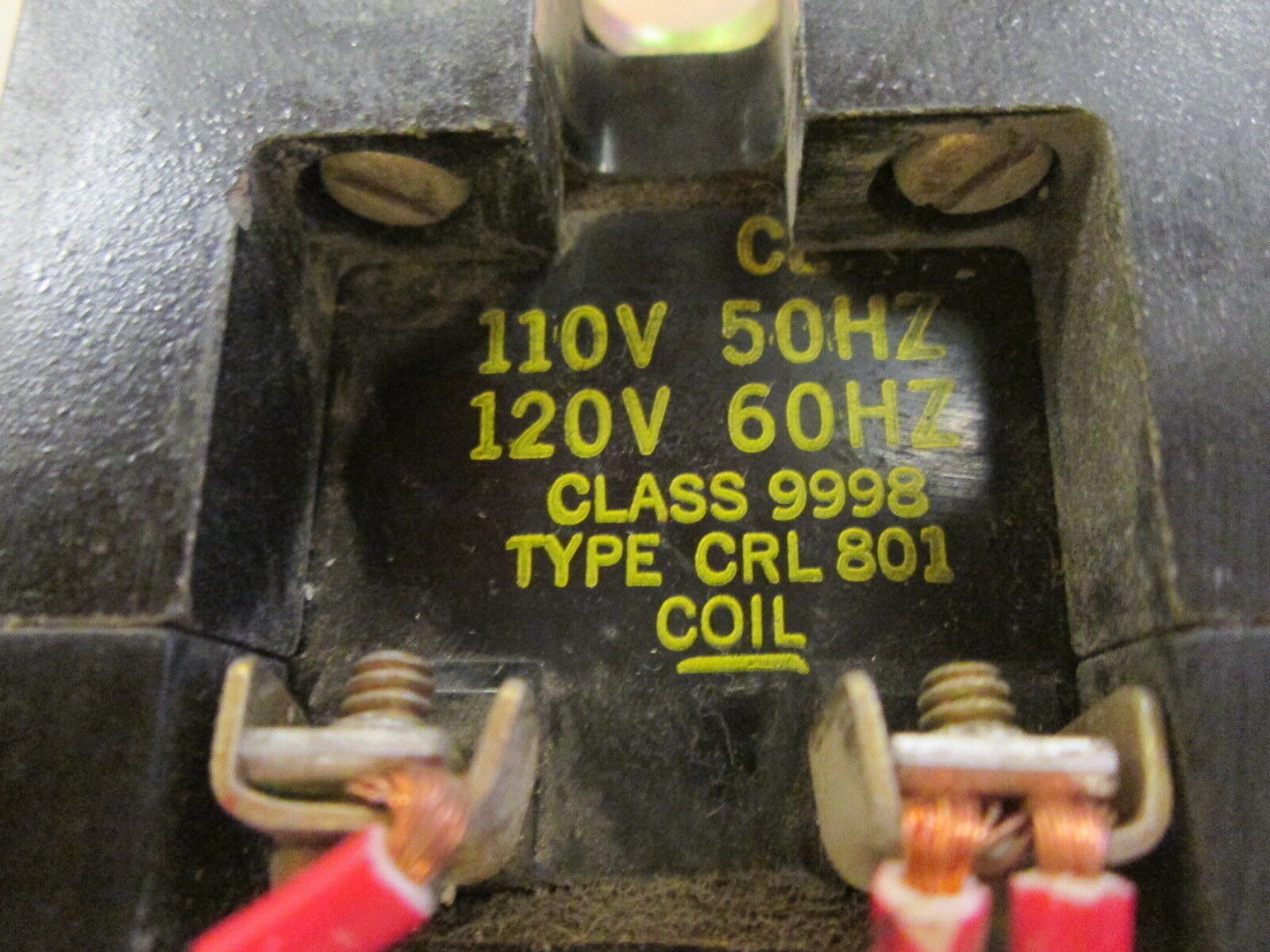 Square D Control Relay 8501 L0-40 120V Coil 8P *Chipped Insulator* Used