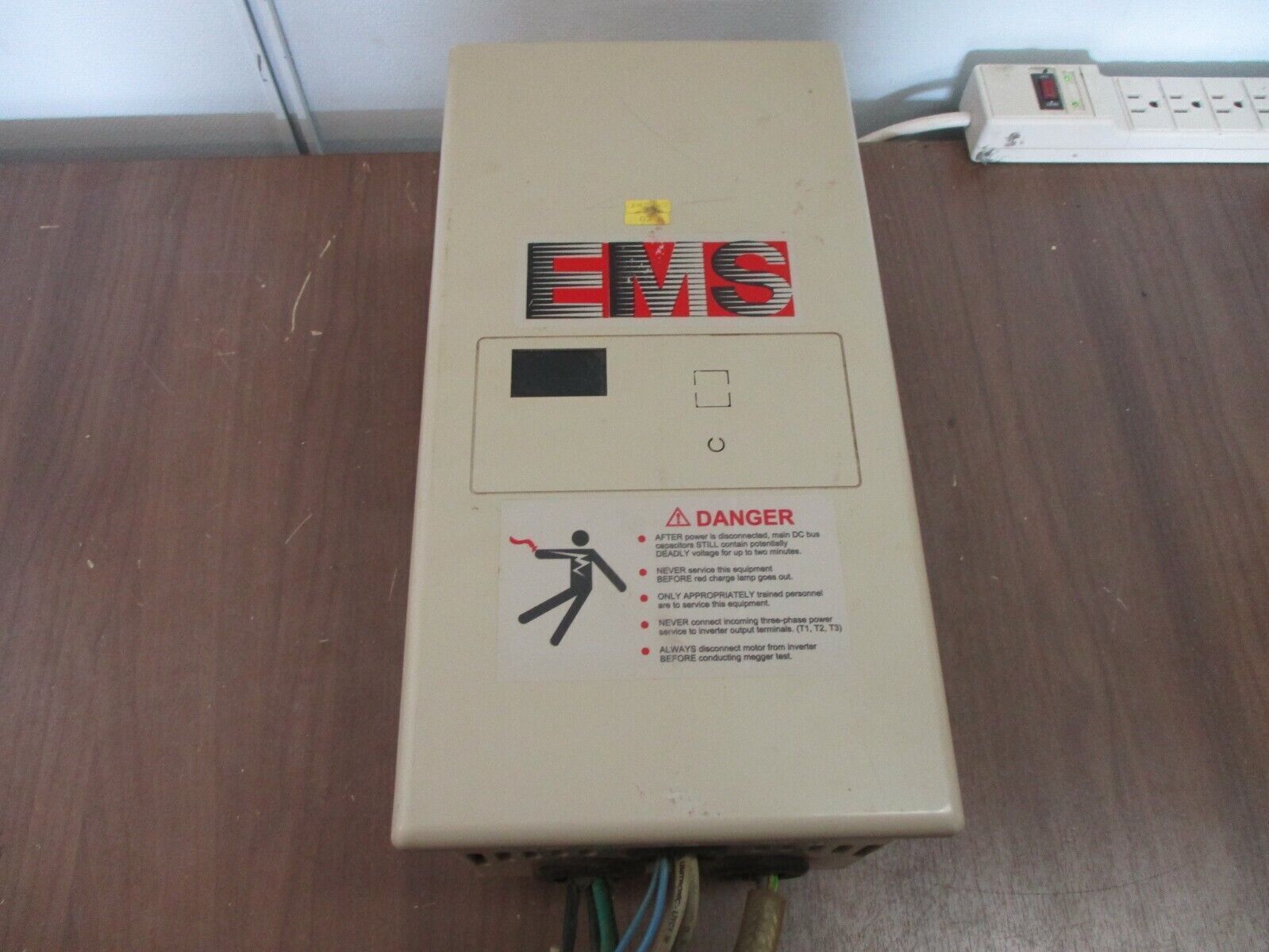 EMS AC Drive CIMR-55AS4-2020B 7.5HP 3Ph Used