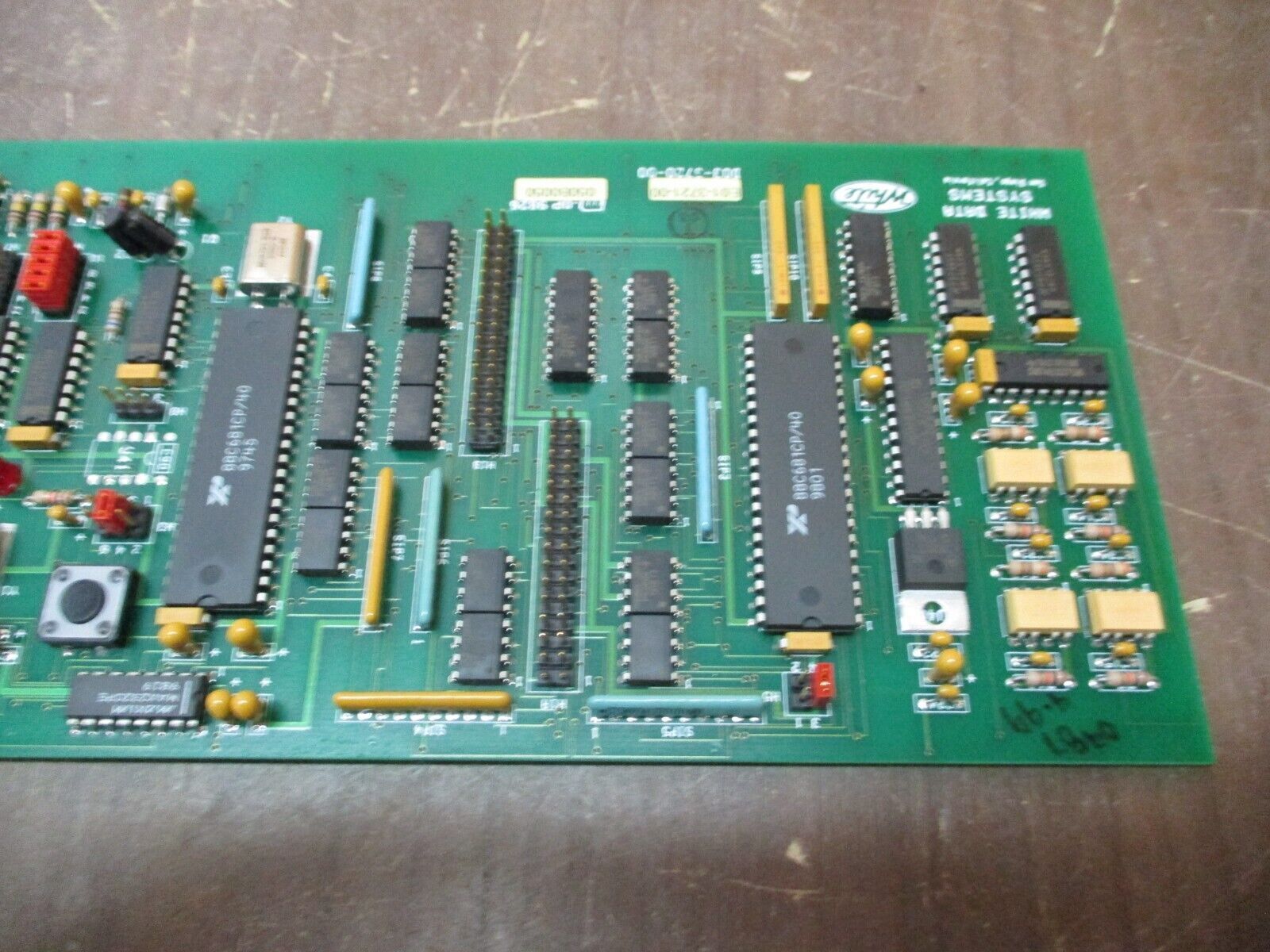 White Data Systems Control Board D03-3720-00 Used