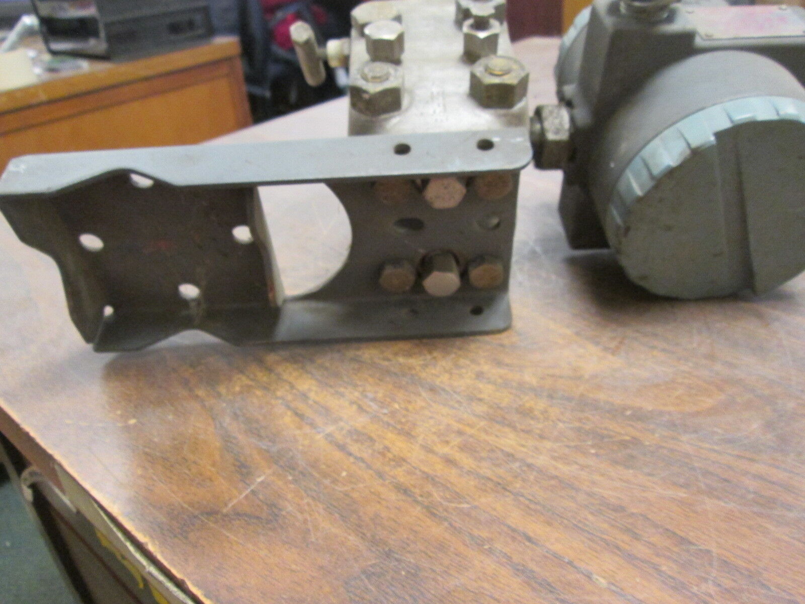 Foxboro Intelligent Transmitter 823DP-D3S1NM2-M 12.5-42VDC 3000PSI MWP Used