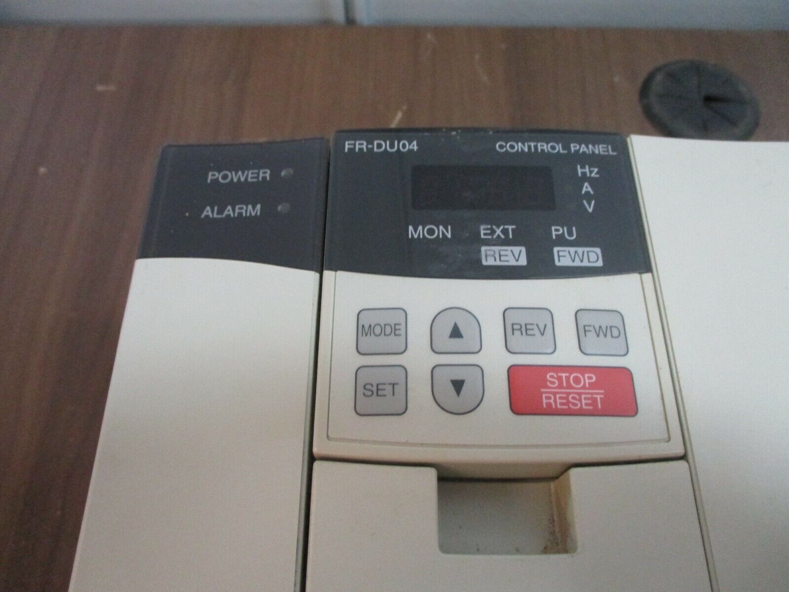 Mitsubishi Freqrol A500 AC Drive FR-A520-5.5K 5.5kW 3Ph w/ Keypad Used