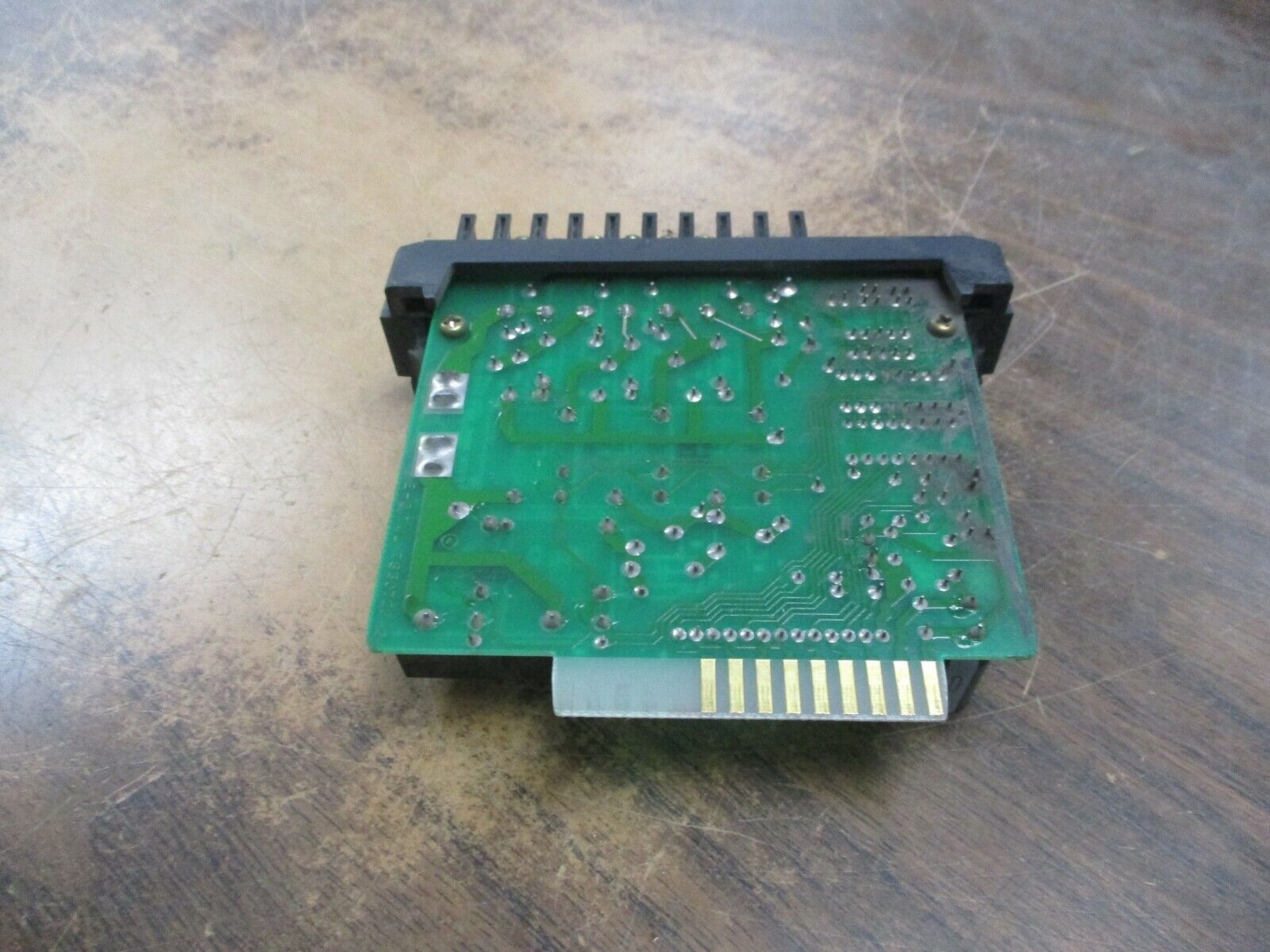 GE Fanuc Relay Output Module IC610MDL181A 5-Circuits Used