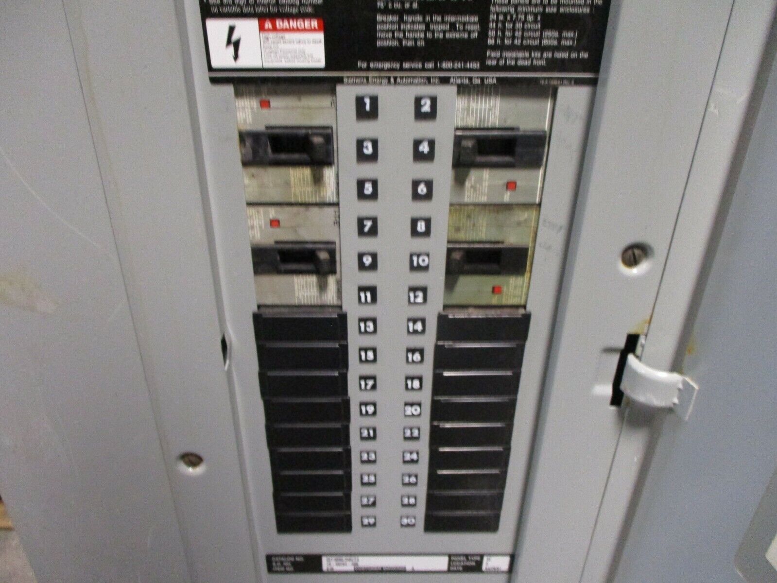 Siemens Main Lug Breaker Panel SEF30ML250CTS 250A Max 240V 3P 3W 30-Slot Used