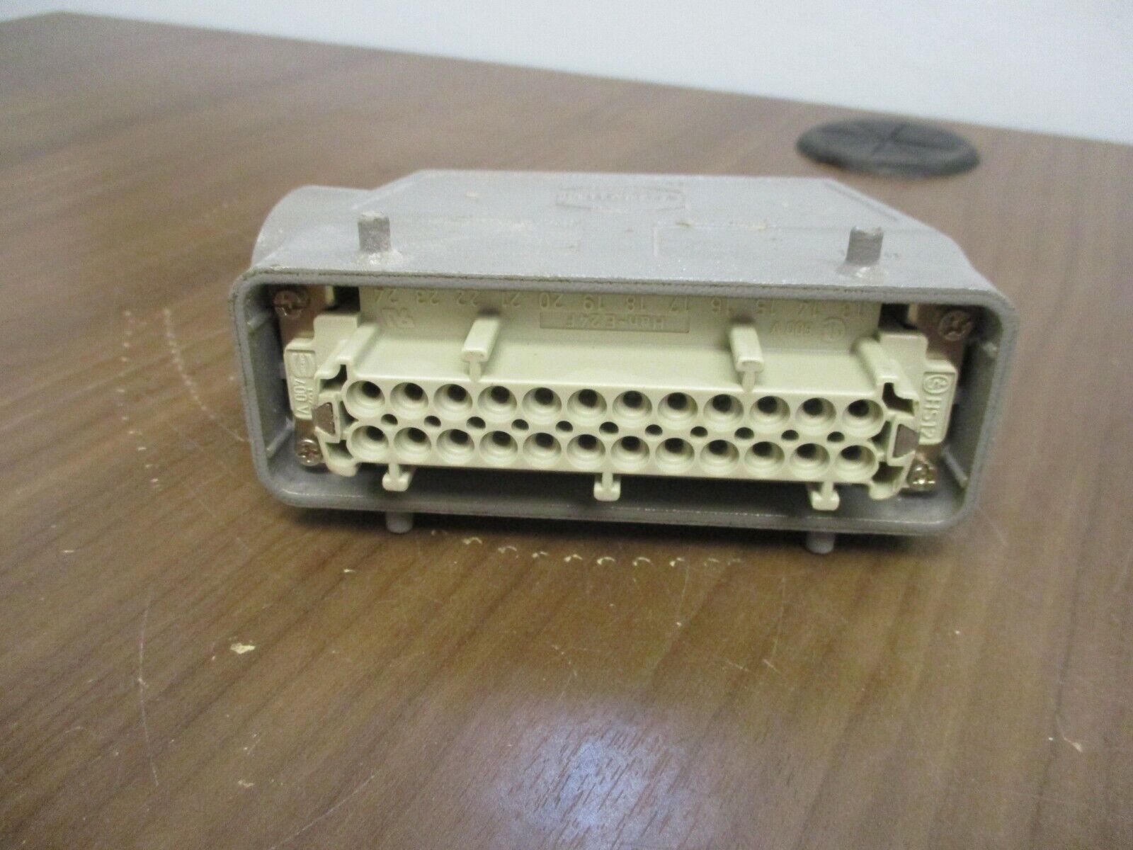 Harting Conntector Han-E24F 16A 400V Used