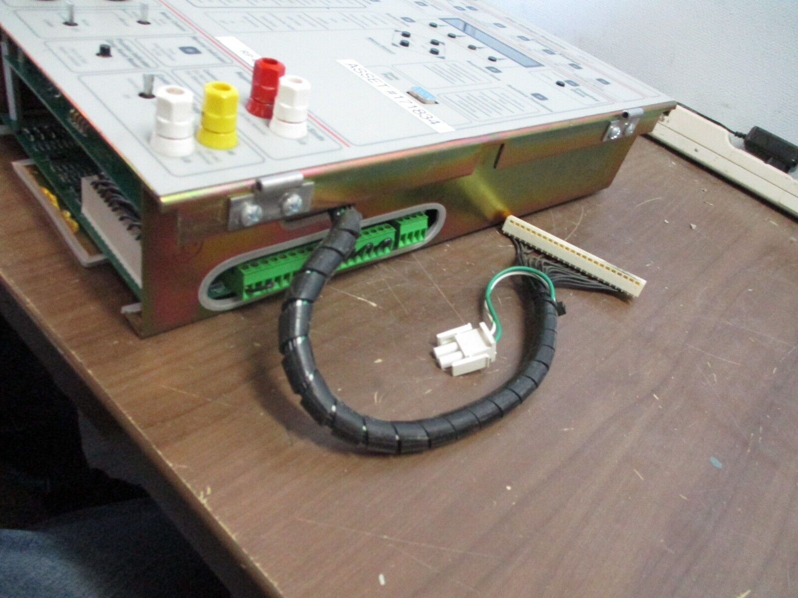 GE Step Voltage Regulator SM-3 F/W: P3.00 Used