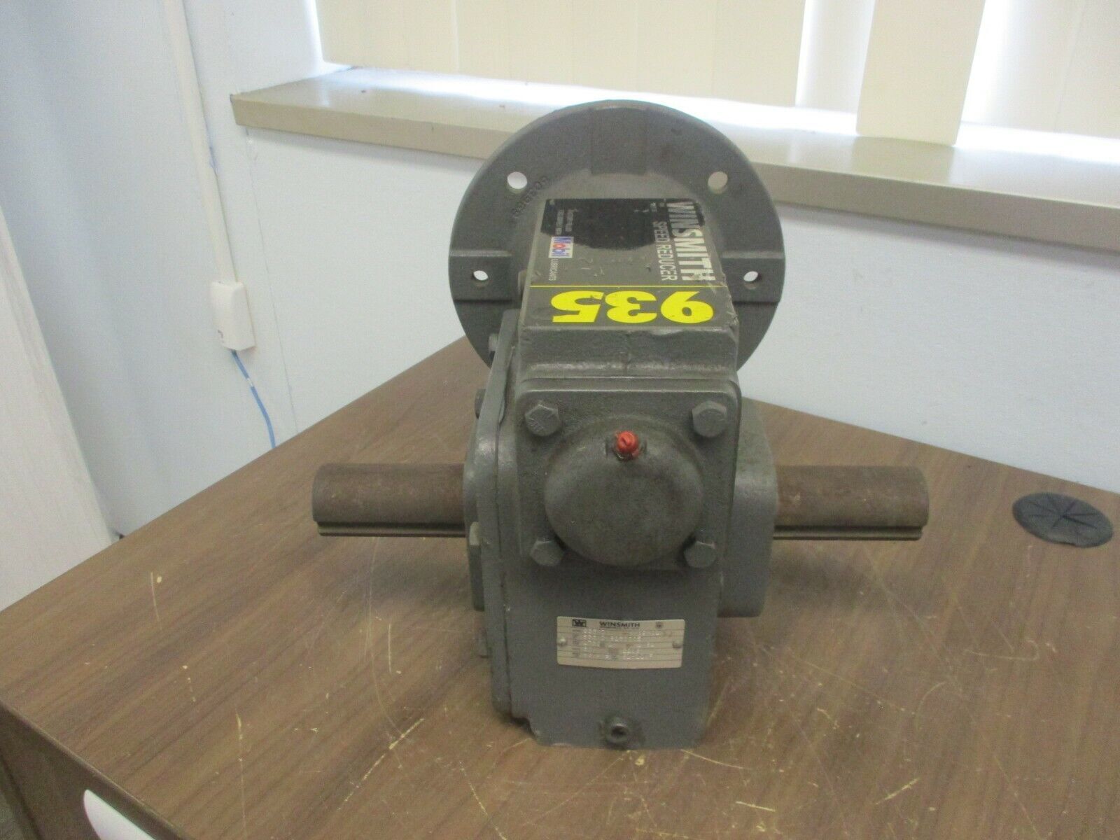 Winsmith 935MDN Reducer 935MDNS23000EK Ratio 30:1 2.62HP In 2206Lb-In Torq Out