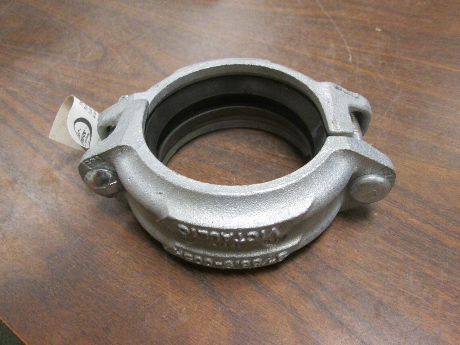 Victaulic Coupling Clamp 3"/88.9-005H Size: 3" *No Box* New Surplus