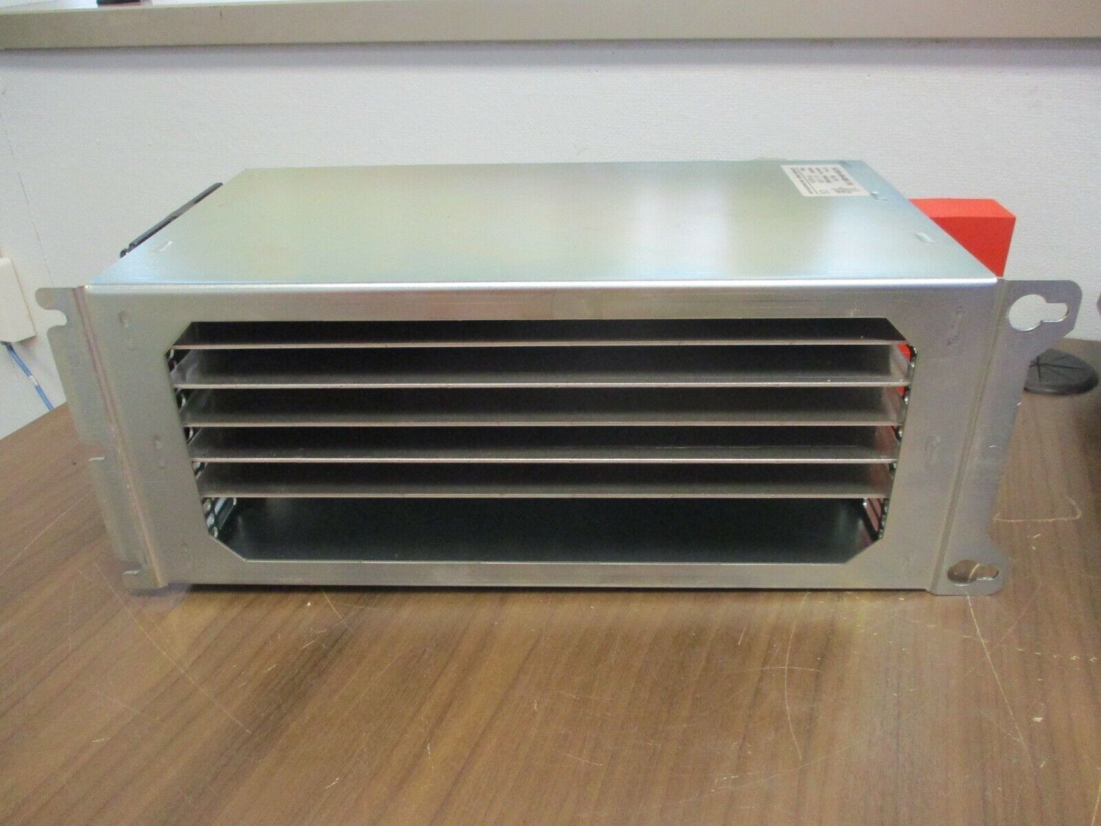 Hetronik PLC Rack w/ Power Supply & (3) Output Cards HC300-HN-480-115 Used