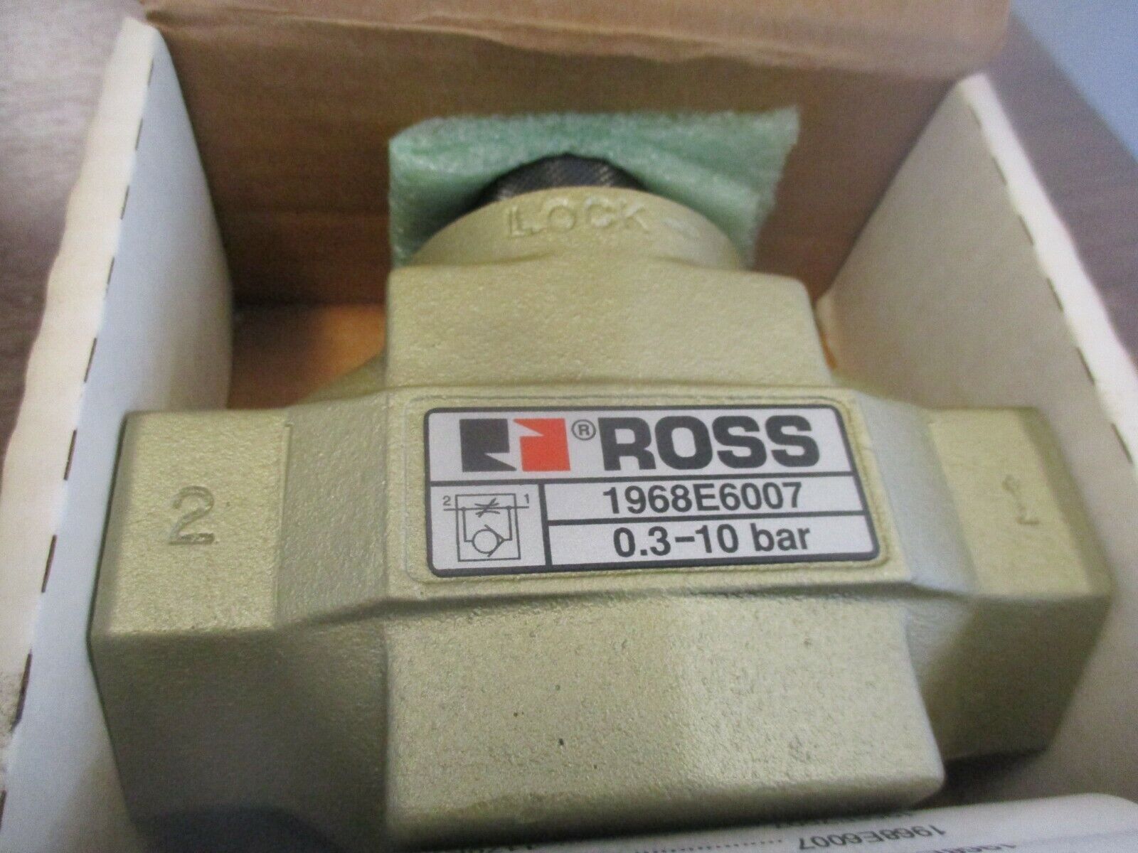 Ross Series 19 Flow Control Valve 1968E6007 1" Ports New Surplus
