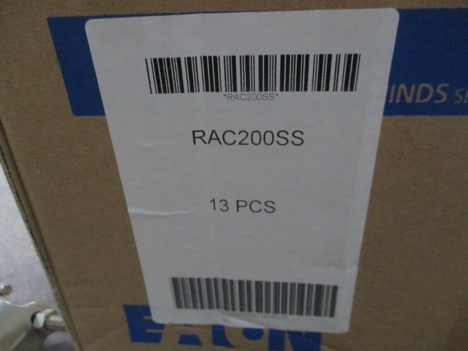 Cooper Crouse-Hinds Stainless Steel Right Angle Clamp RAC200SS 2" *Box of 13*