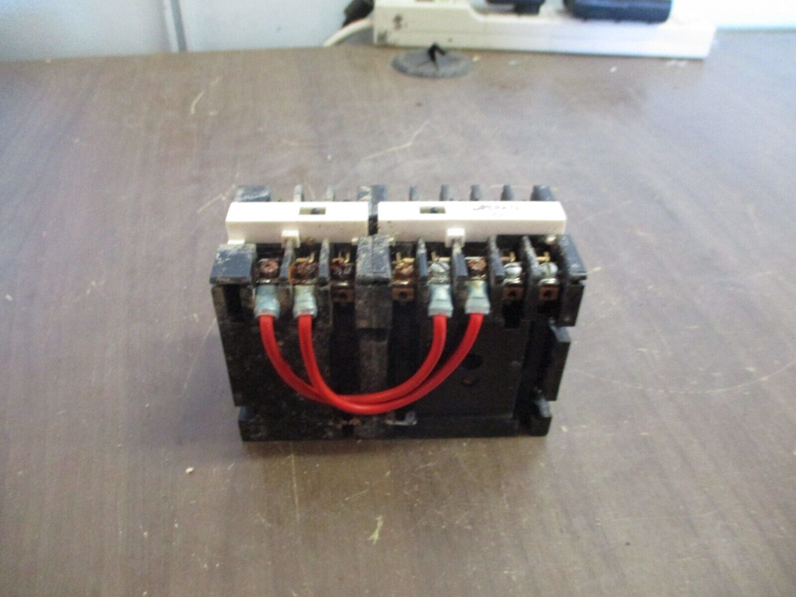 GE Industrial Relay CR120C40841 125VDC Coil 10A 200VAC Used