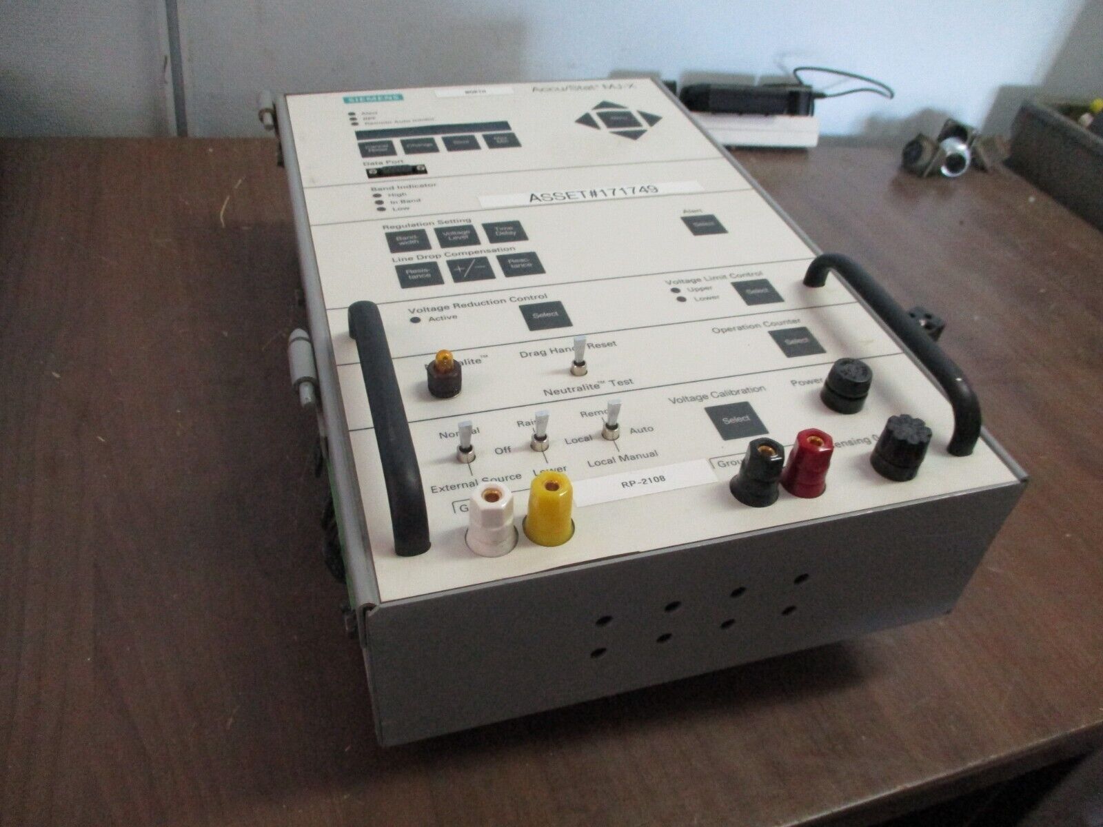 Siemens Accu/Stat MJ-X Voltage Regulator Control Panel S-64138 Used
