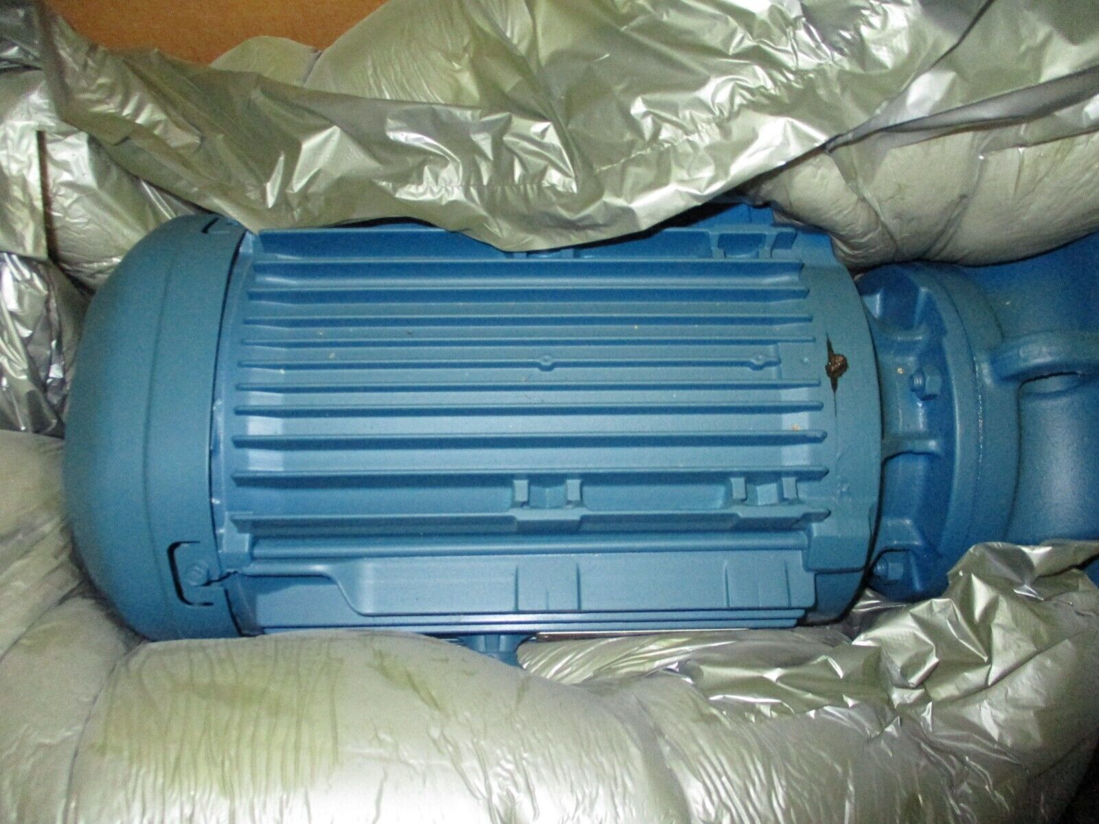 SEW-EURODRIVE Gearmotor SA67 DRN100LM4 1762/51 RPM New Surplus