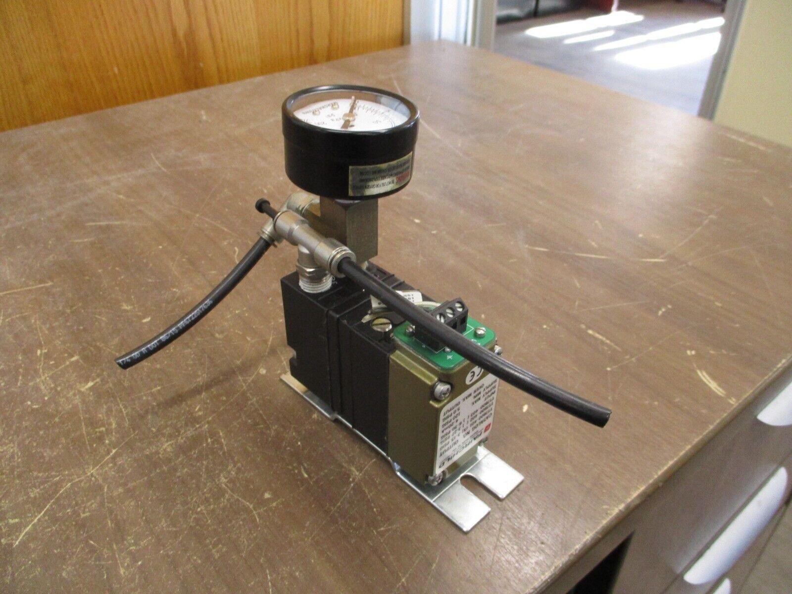 Fairchild Transducer TT7800-401 Input: 4-20mA Output: 3-15PSIG Used