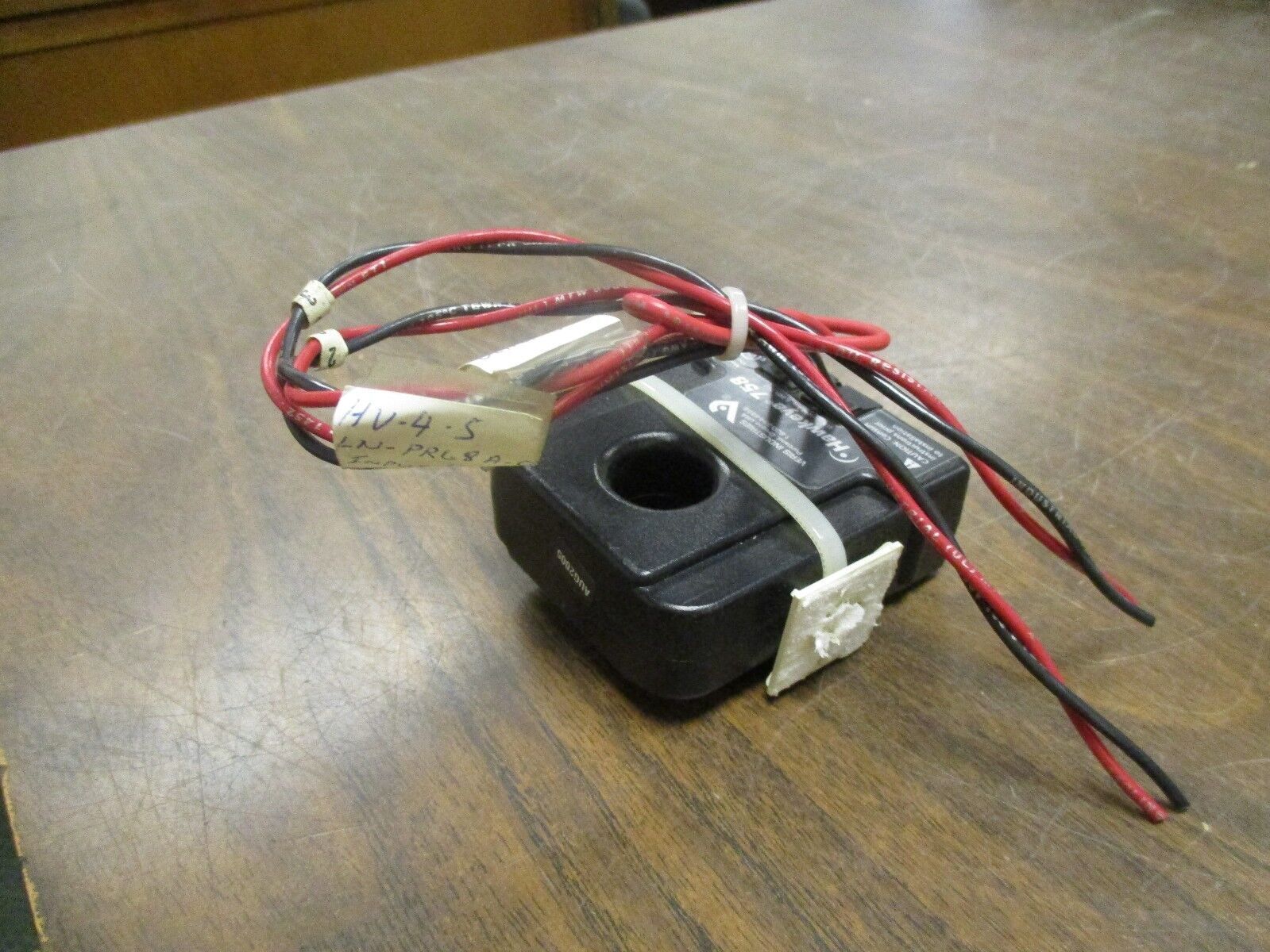 Veris Hawkeye 758 Current Sensor 2101455-OC 135A Used