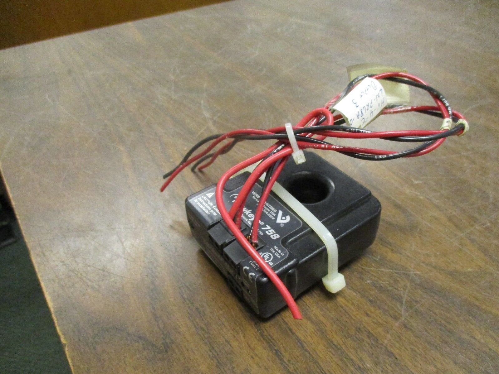 Veris Hawkeye 758 Current Sensor 2101455-OC 135A Used
