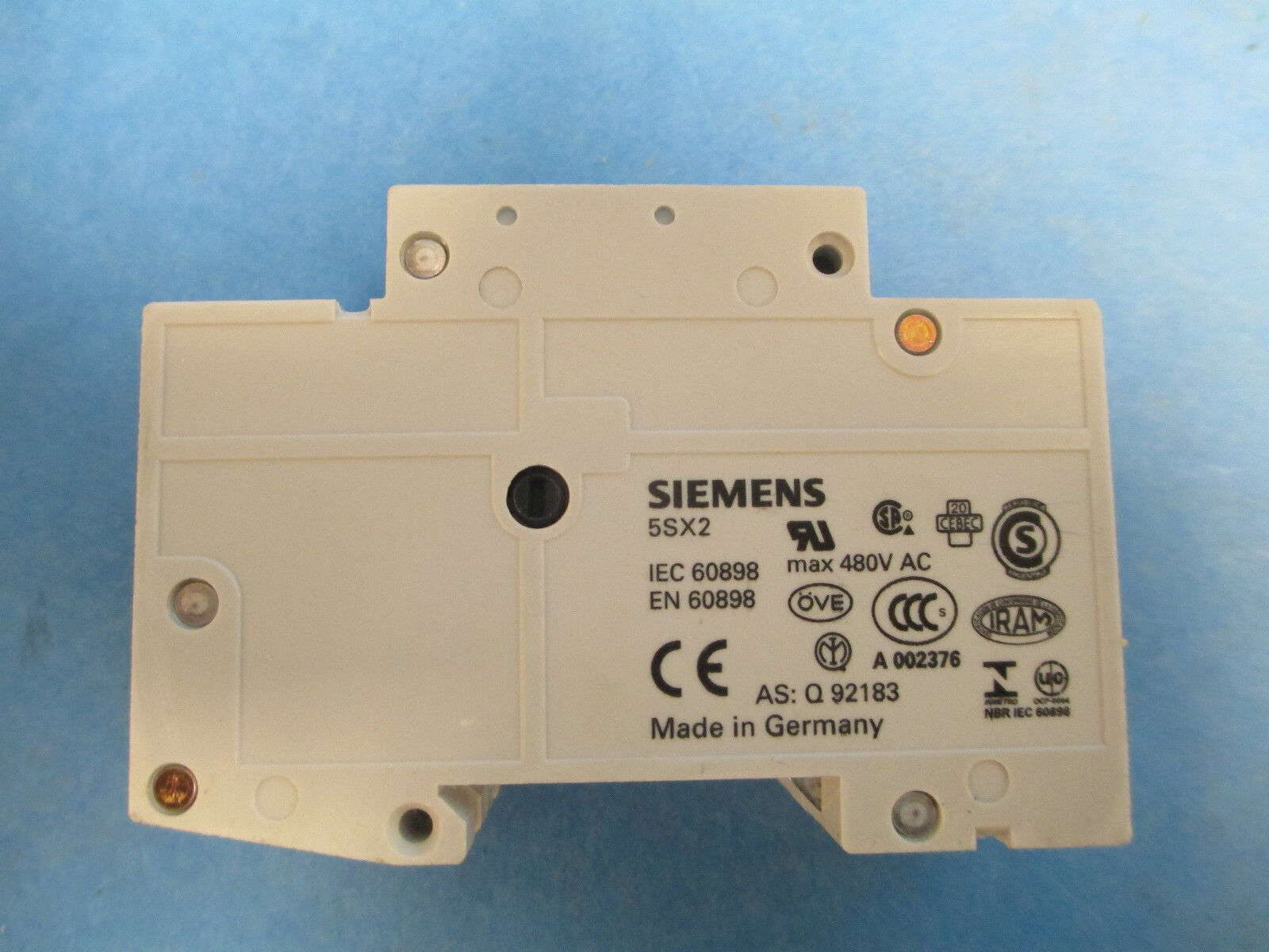Siemens Circuit Breaker 5SX22 C4, 2P 4A 400/440V Used