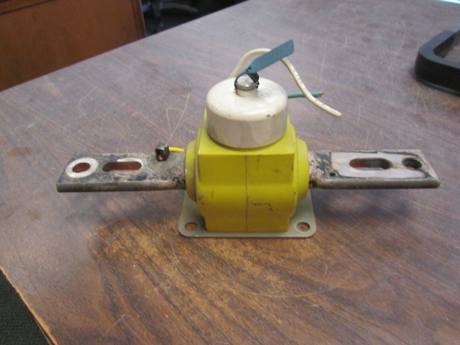 Sangamo Type S-6A Current Transformer 71883 Ratio 400:5A 600V 60Hz Used