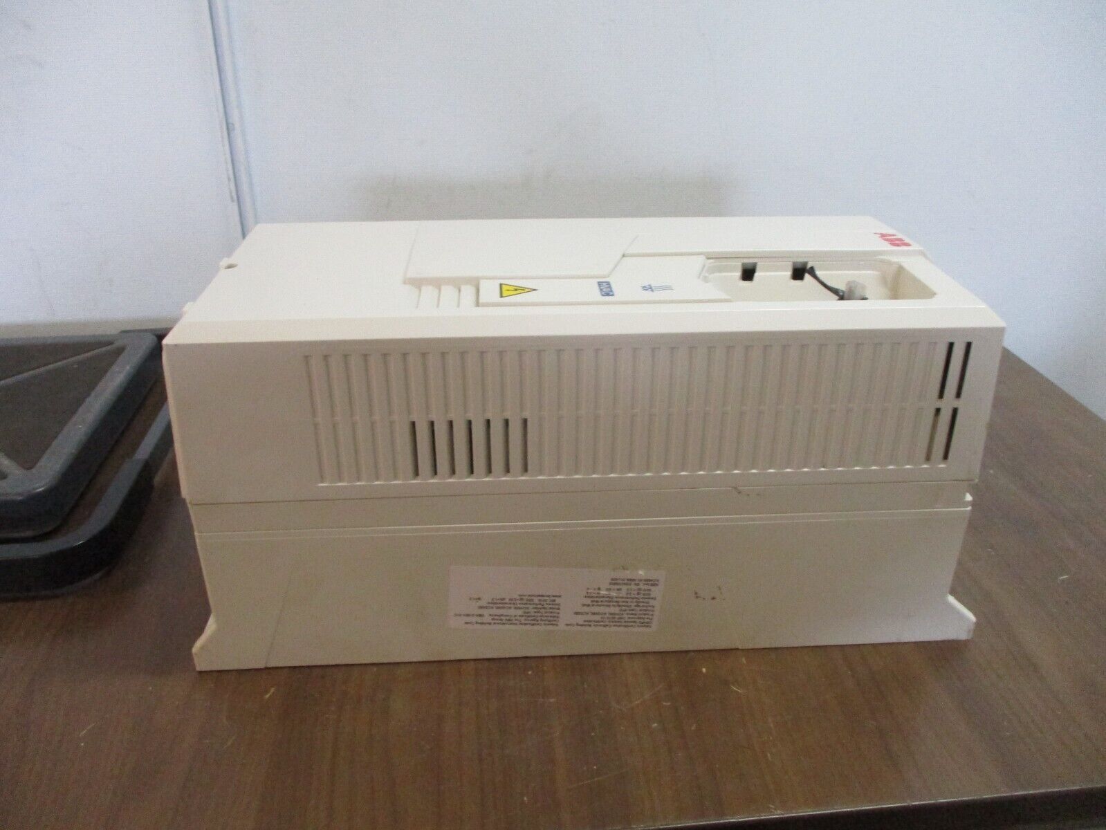 ABB ACH580 AC Drive ACH580-01-059A-2+J429 20HP 3Ph *No Keypad* Used